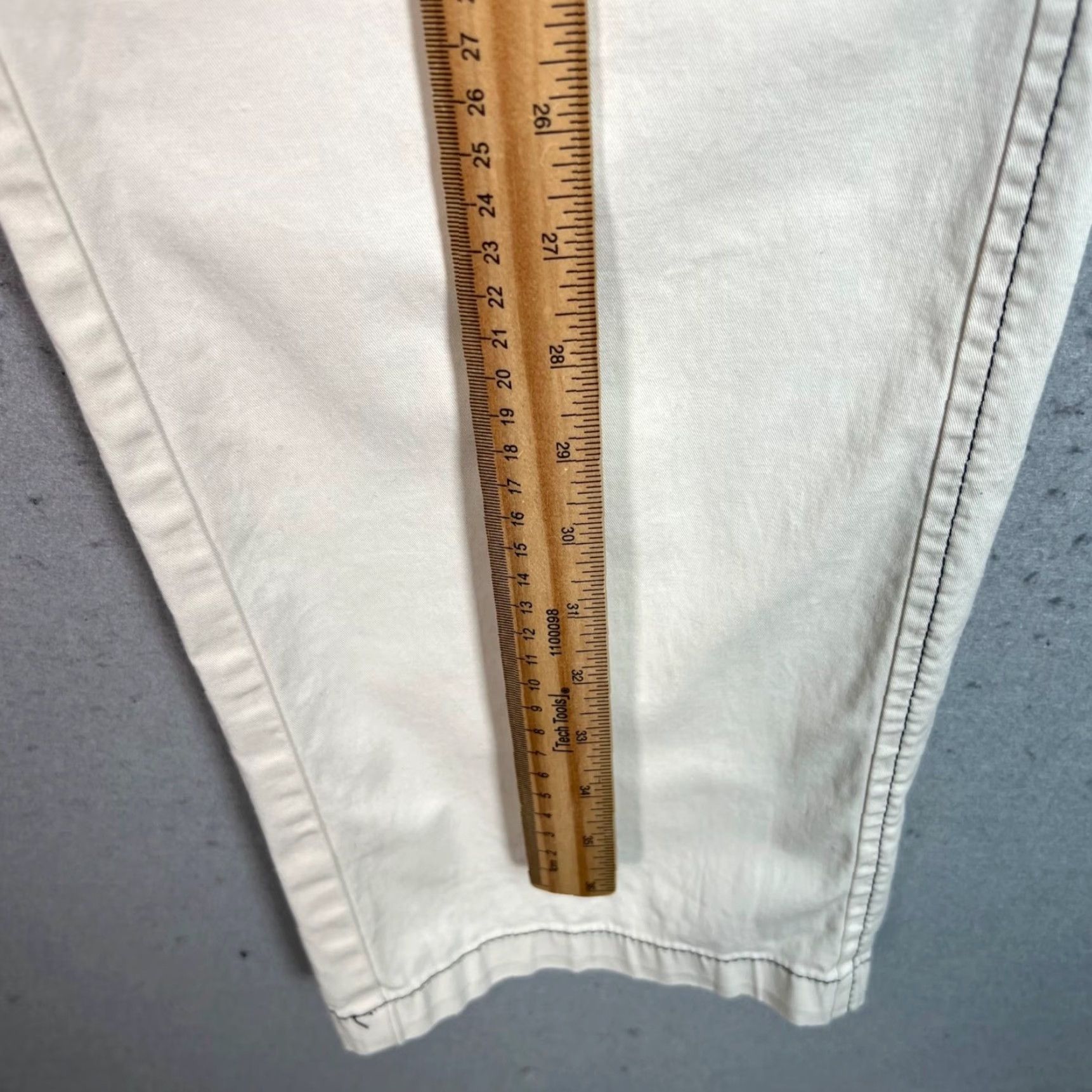AQUA VINTAGE Pasdener Beige Chino Pants Womens Small 29in Inseam Flat Front Cotton 26in Waist Straight Leg Womens Size 28" / US 6 / IT 42 - 6 Thumbnail