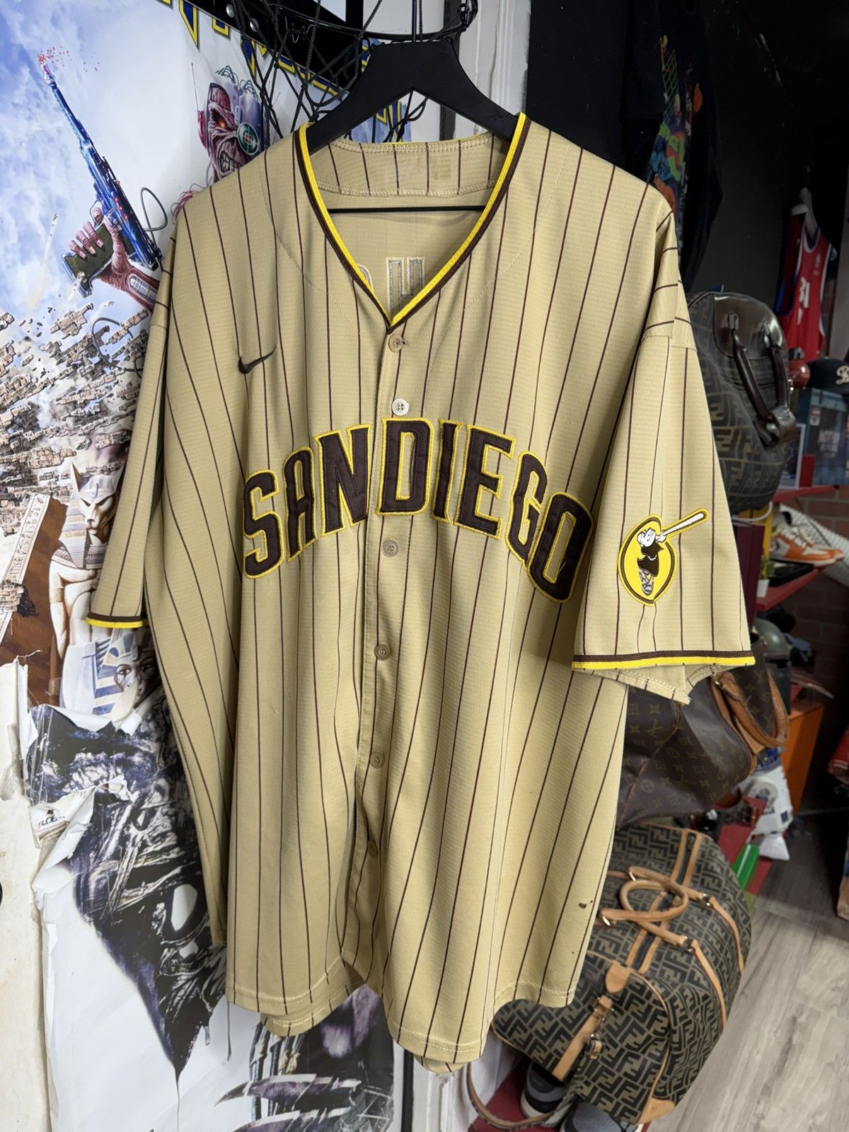Nike San Diego Padres Manny Machado Nike Jersey Size XLarge Size US XL / EU 56 / 4 - 9 Thumbnail