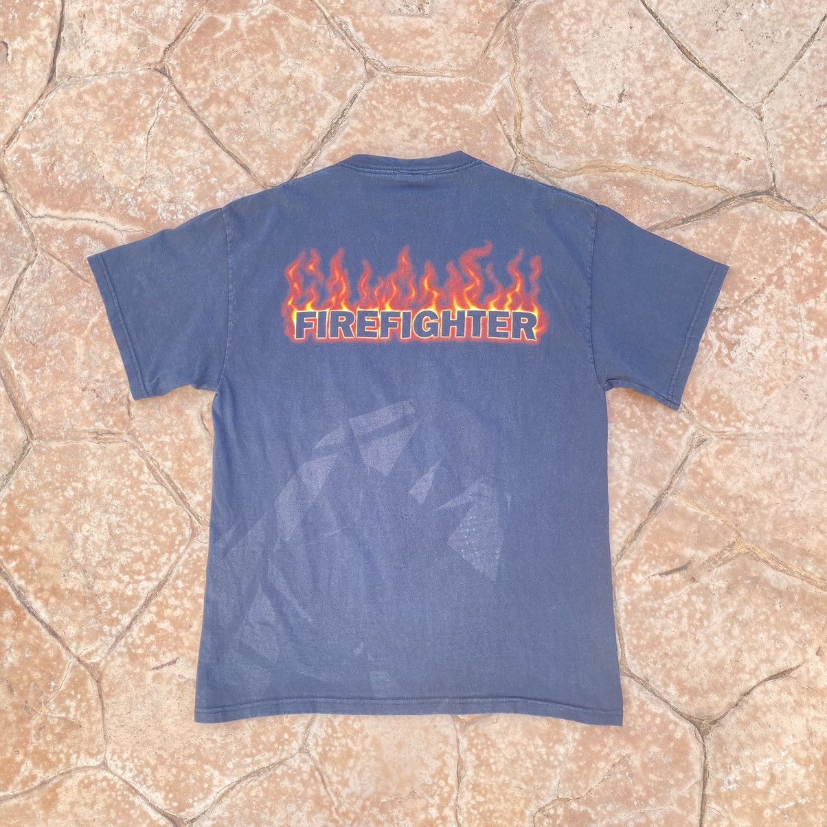 Vintage THRASHED Faded Vintage Y2K Fire Fighter Flame ERD GRUNGE T Size US L / EU 52-54 / 3 - 2 Thumbnail