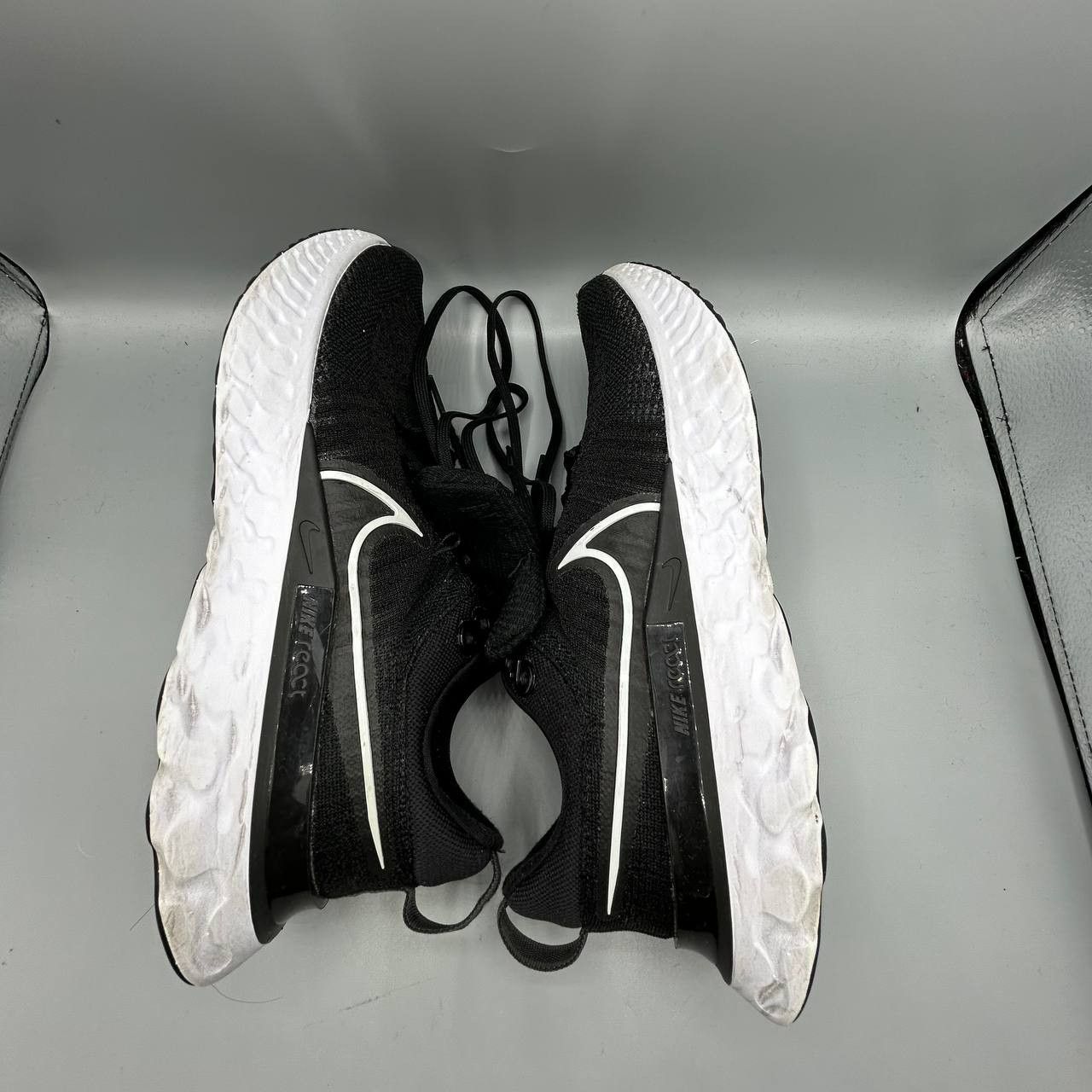 Nike Nike React Infinity Run Flyknit 2 Men Running Shoes 9.5 Size US 9.5 / EU 42-43 - 10 Thumbnail