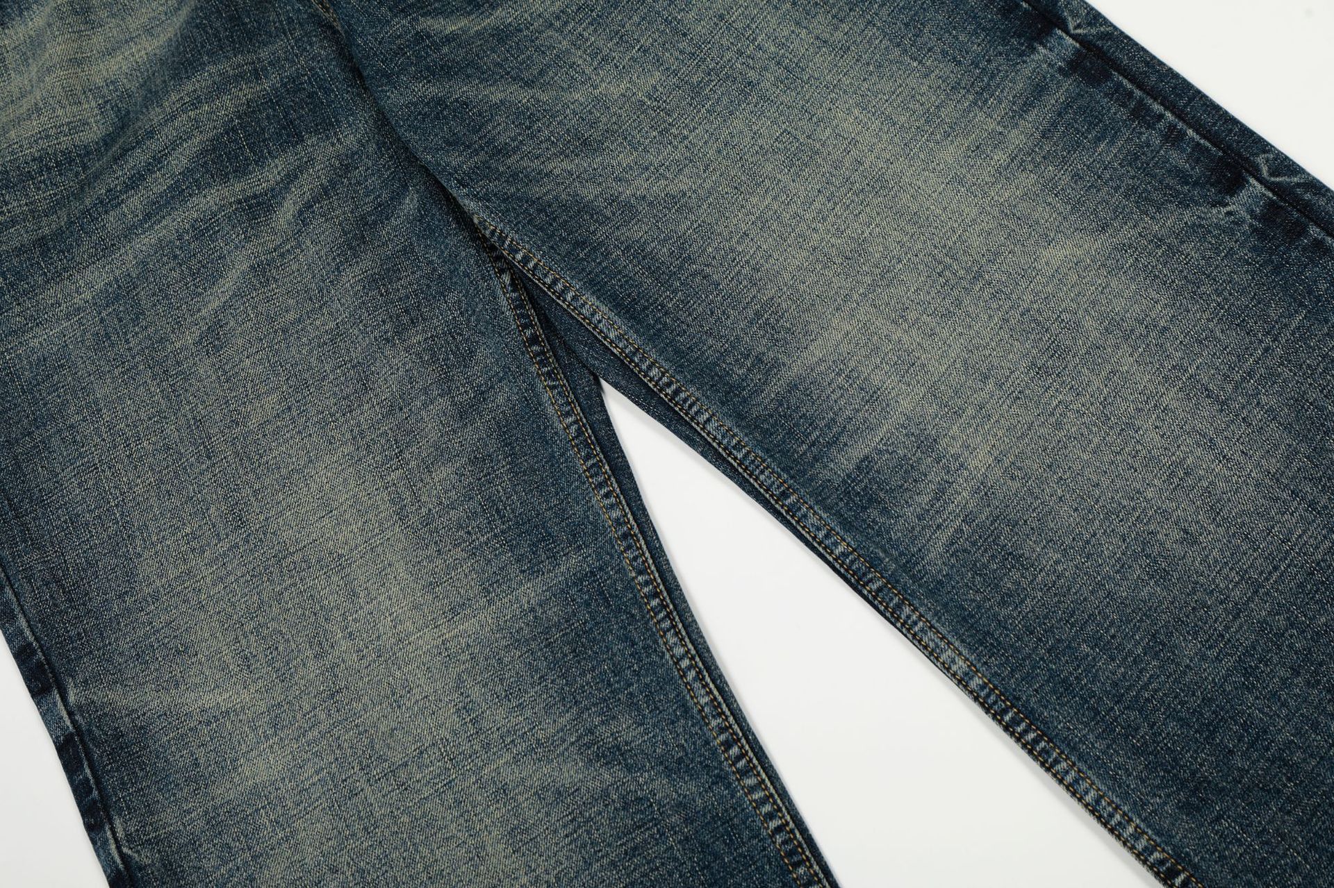 Vintage Men's vintage washed distressed straight dark blue jeans Size US 32 / EU 48 - 4 Thumbnail