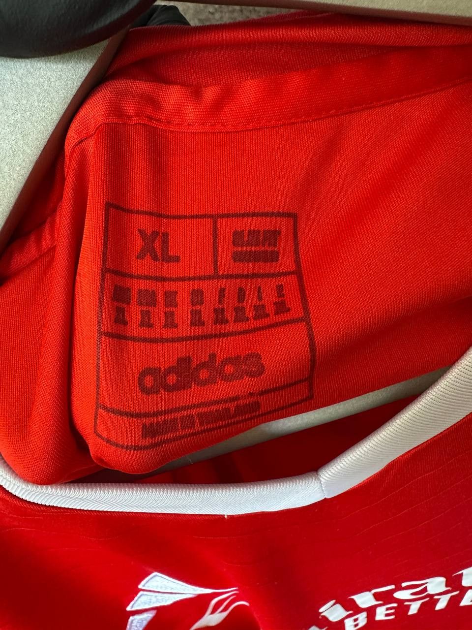 Adidas Adidas Benfica 2024/25 Soccer Home Jersey Football Shirt Size US XL / EU 56 / 4 - 12 Thumbnail