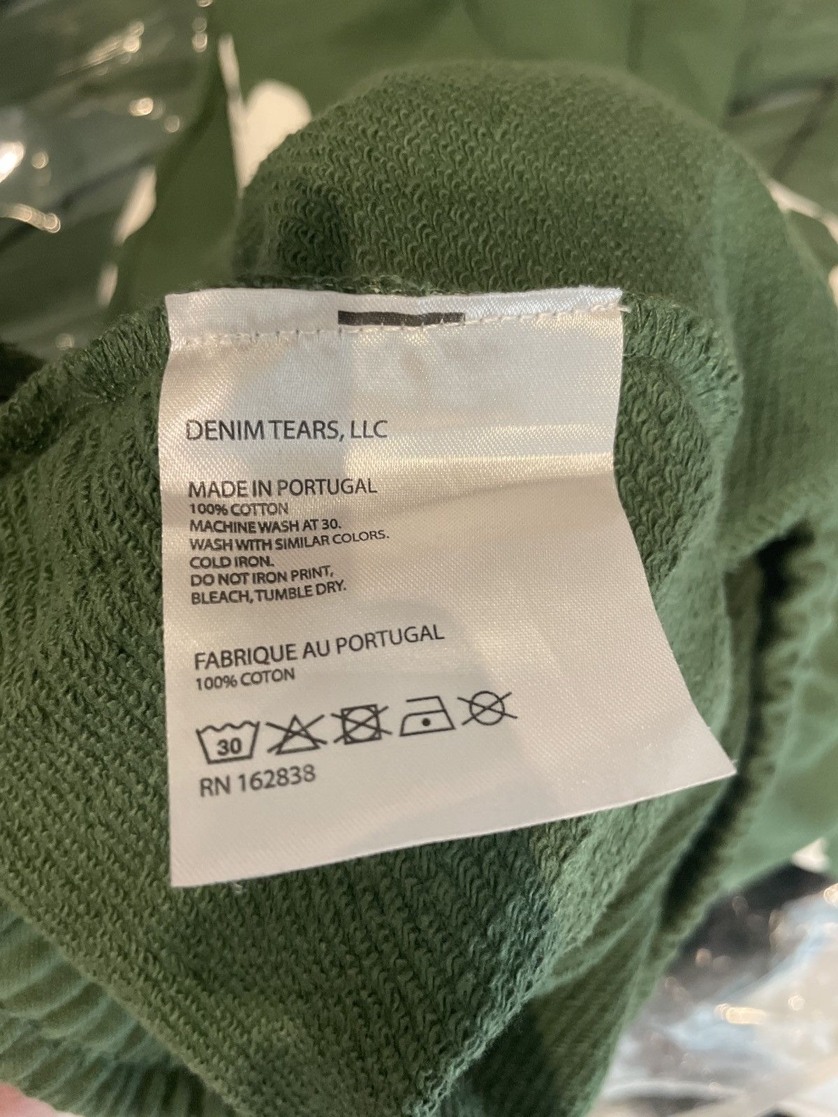 DENIM TEARS Denim Tears Cotton Wreath Sweatpants Green Size US 30 / EU 46 - 4 Thumbnail