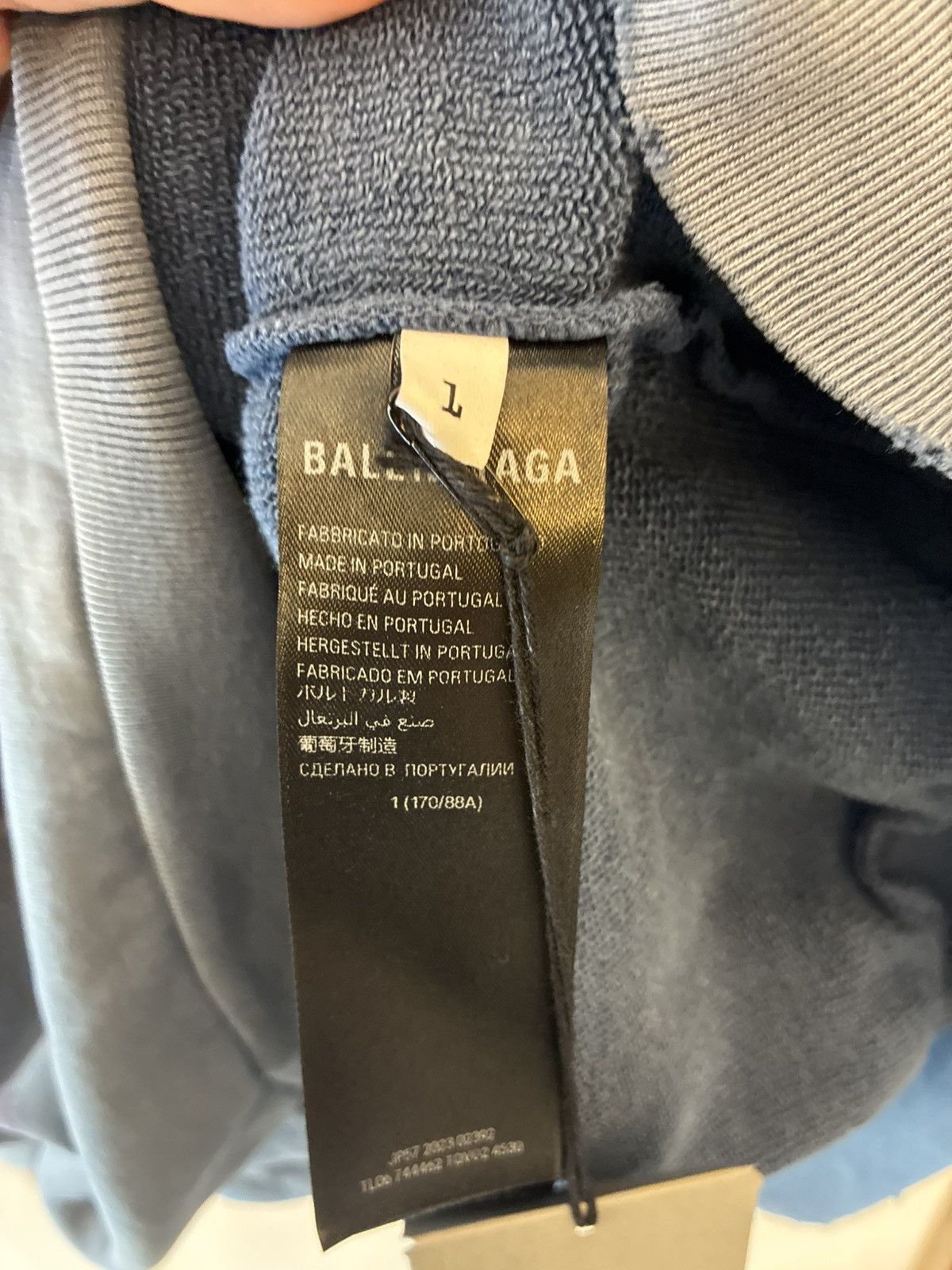 Balenciaga Balenciaga Paris Washed Effect Hoodie Size US S / EU 44-46 / 1 - 6 Thumbnail
