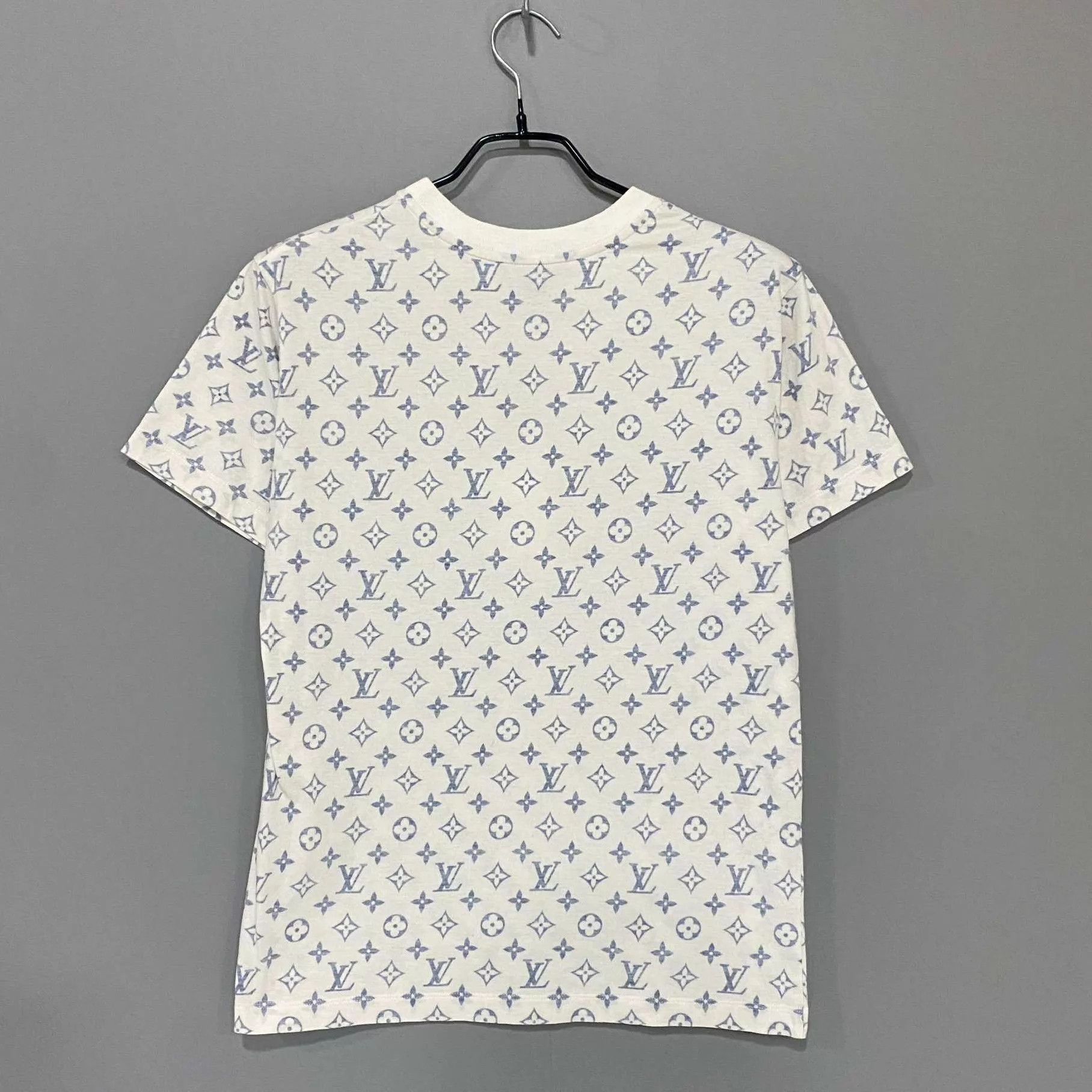 Louis Vuitton LV BW monogram all over print short sleeve t M Size M / US 6-8 / IT 42-44 - 2 Thumbnail