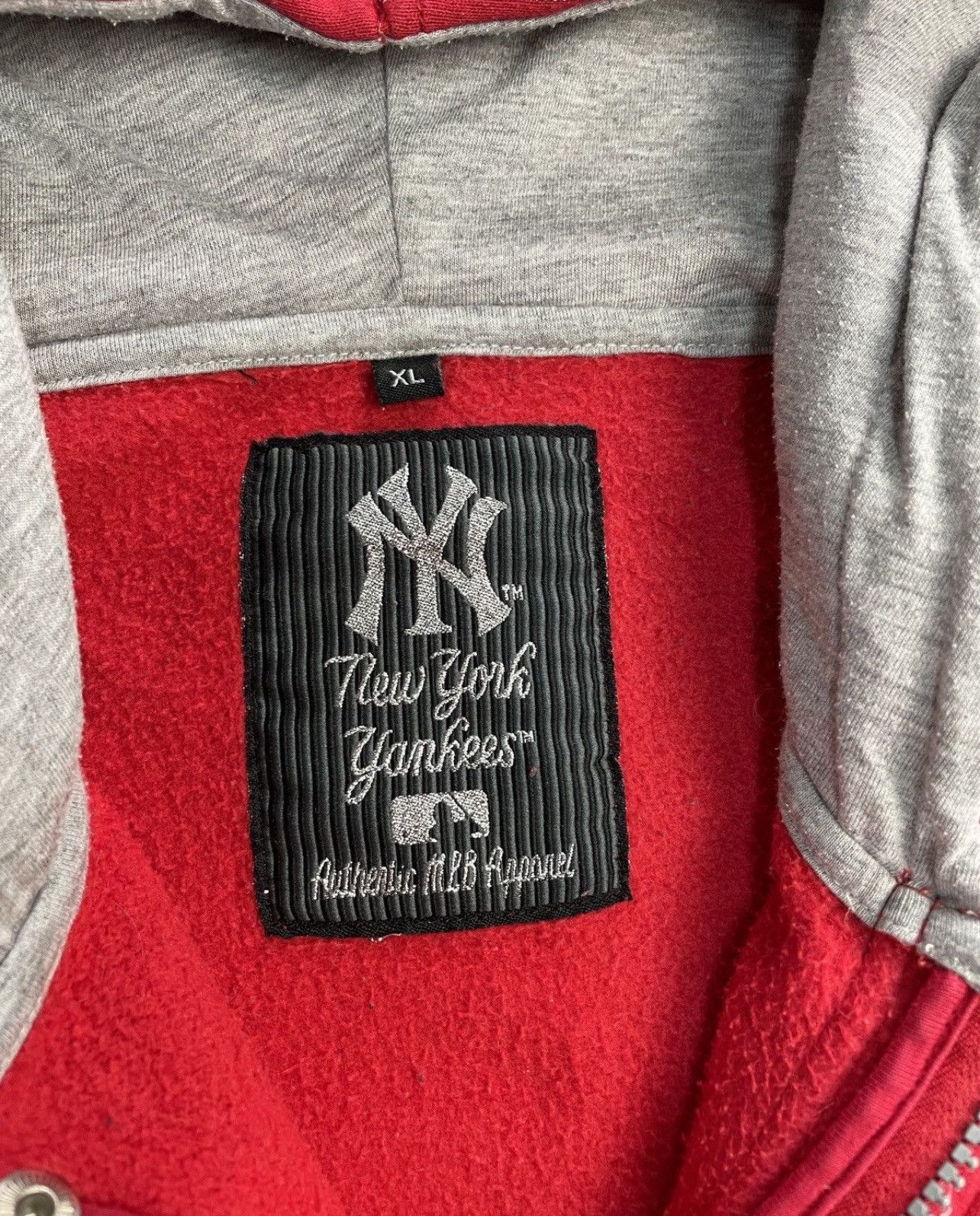 New York Yankees Red 00s Yankees Zip Hoodie w/ Rhinestone Buttons New York Size US XL / EU 56 / 4 - 20 Thumbnail