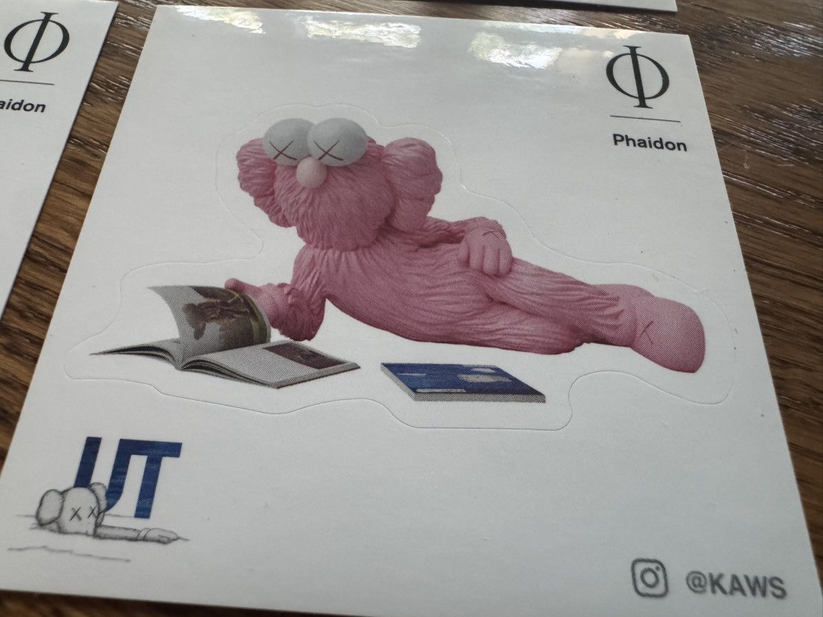 Kaws × Uniqlo 10 HIGH QUALITY Kaws Stickers Phaidon x Uniqlo Book LIMITED Size ONE SIZE - 3 Thumbnail