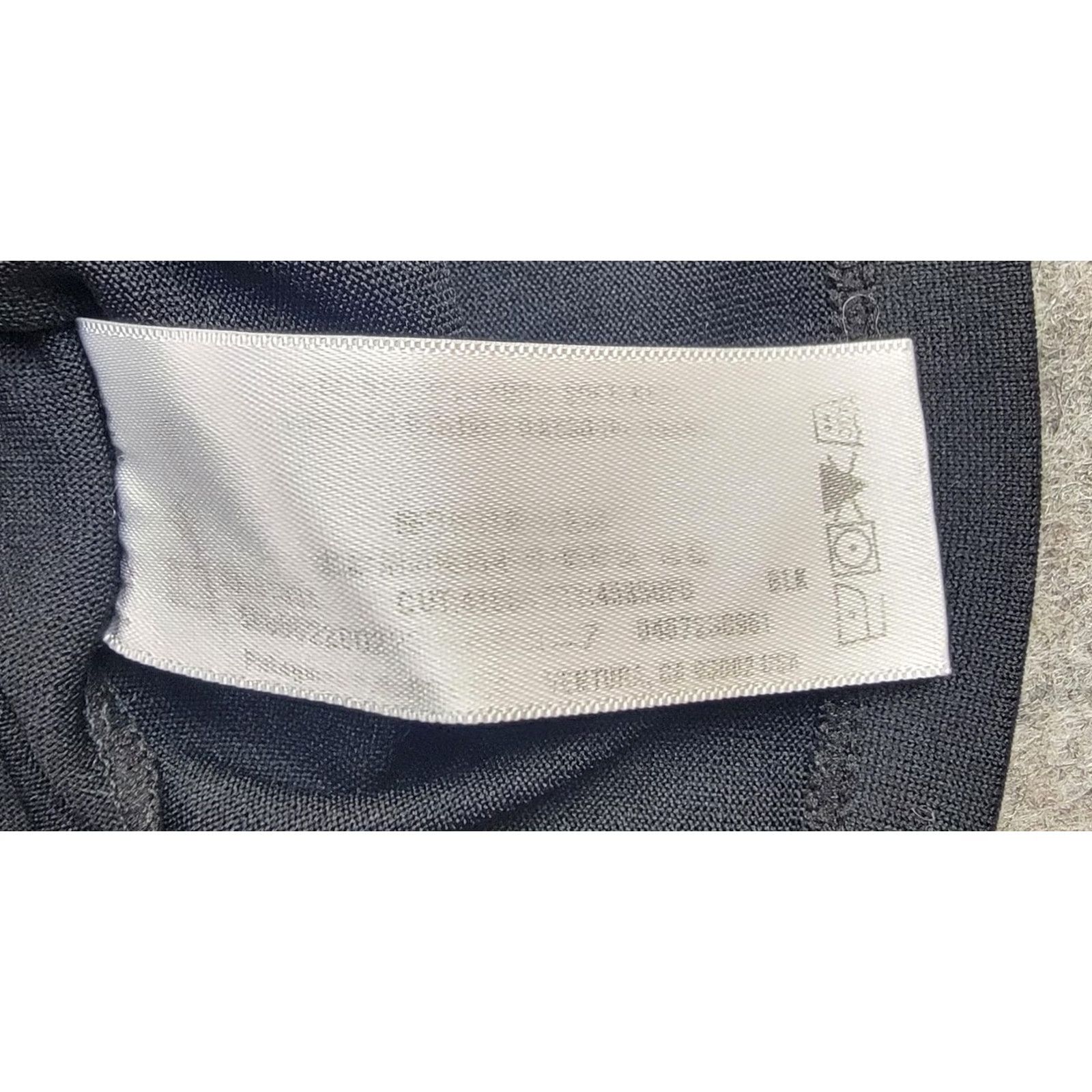 Patagonia Patagonia Shirt Mens Medium Black Long Sleeve Performance Base Layer Crewneck Size US M / EU 48-50 / 2 - 5 Thumbnail