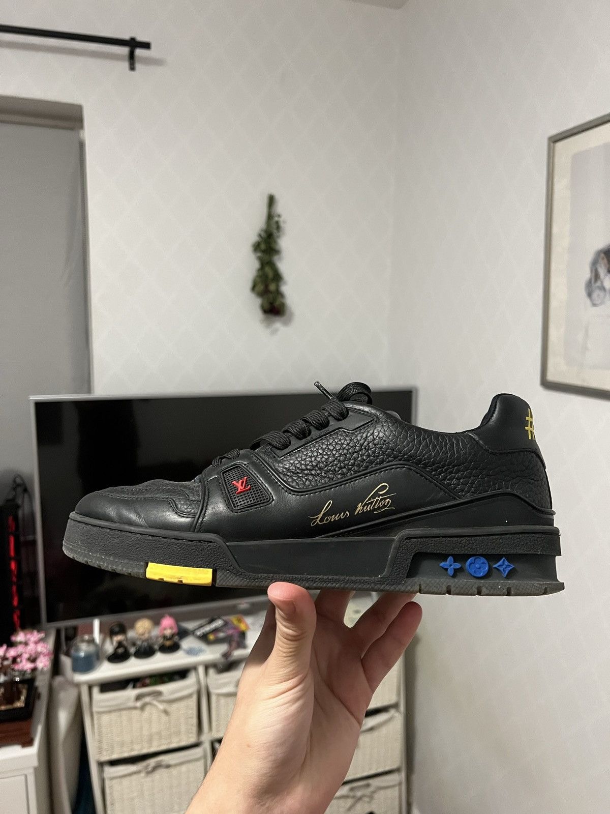 Louis Vuitton Louis Vuitton Signature Trainer Size US 7 / EU 40 - 8 Thumbnail