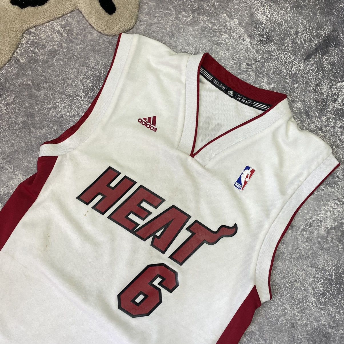 NBA Vintage Adidas NBA Lebron James 6 basketball player Size US XS / EU 42 / 0 - 5 Thumbnail