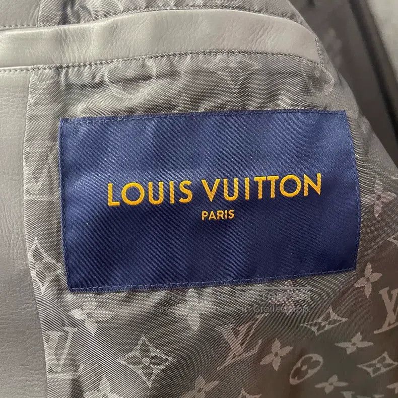 Louis Vuitton Louis Vuitton Full print embroidered zipper leather jacket Size US XL / EU 56 / 4 - 3 Thumbnail