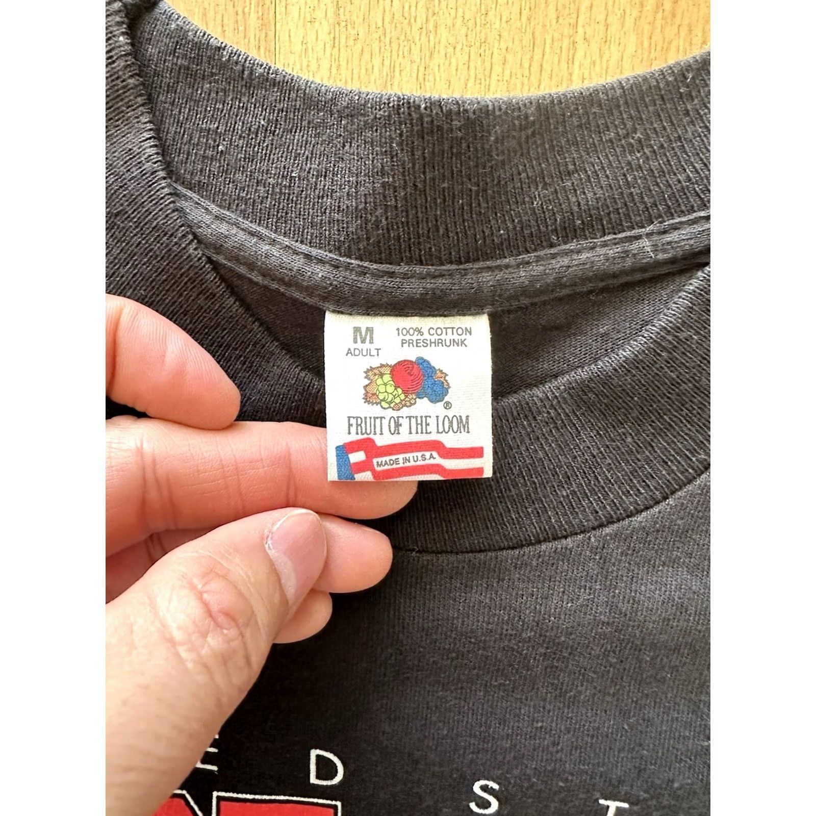Fruit Of The Loom VINTAGE US Coast Guard Tee Size M Single Stitch Made In USA 90s Size US M / EU 48-50 / 2 - 4 Thumbnail
