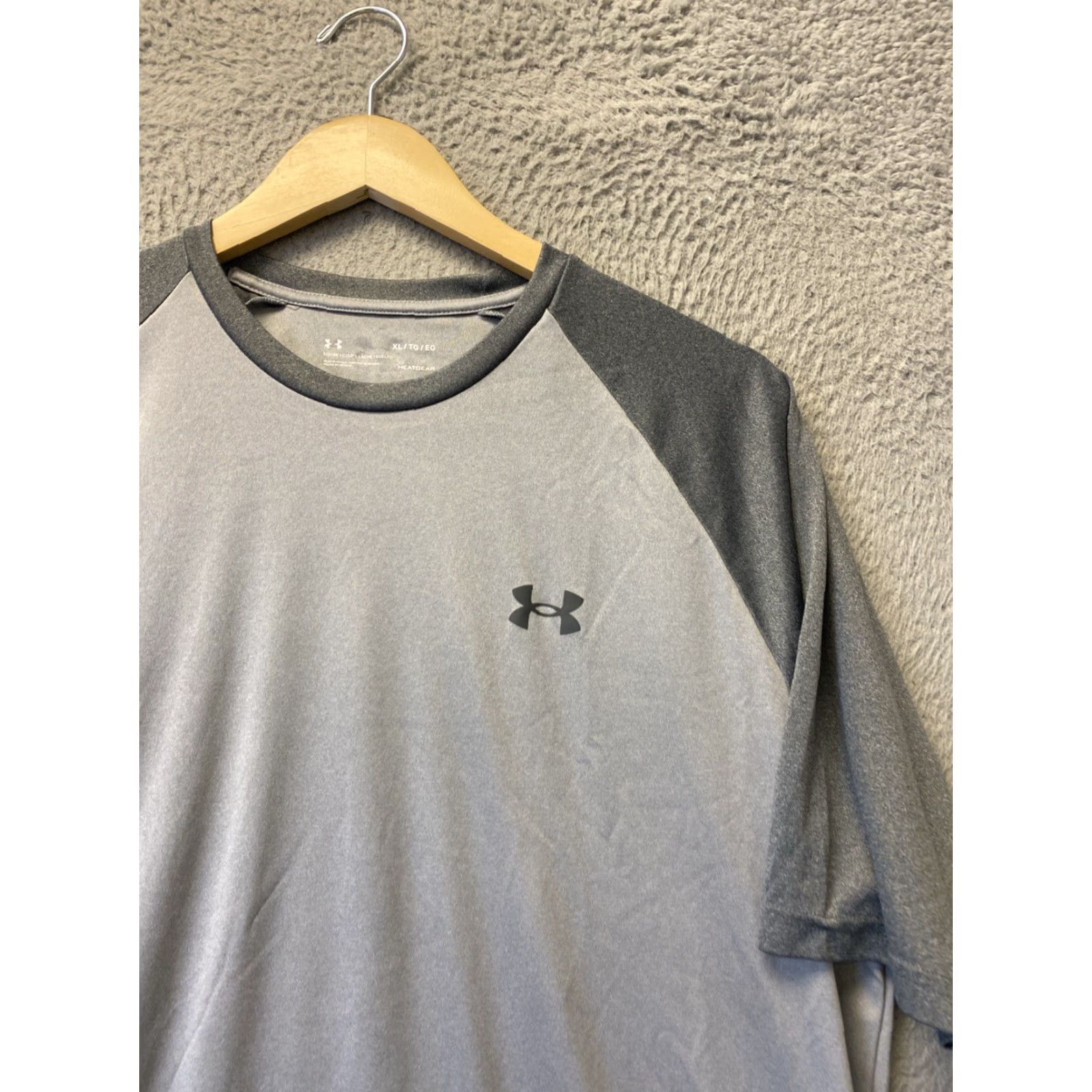 Under Armour Under Armour T-Shirt Men's UA Tech Heatgear Short Sleeve Athletic Tee /134-32 Size US XL / EU 56 / 4 - 2 Thumbnail