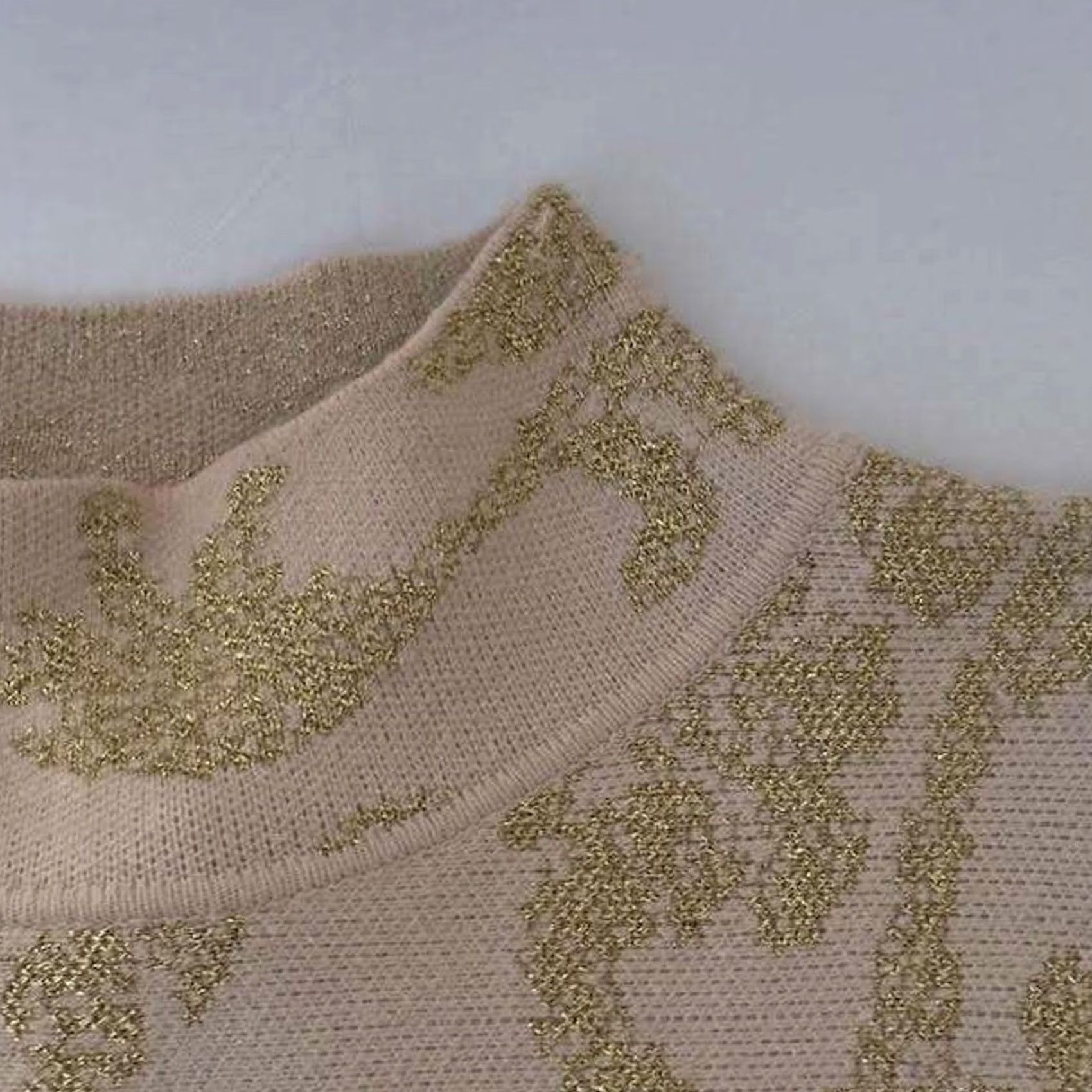 Vintage Sioni Metallic Gold Floral Glitter Mock Neck Sweater M - Glamorous Knit Size M / US 6-8 / IT 42-44 - 5 Thumbnail