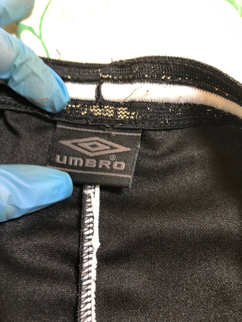 Umbro Vintage Umbro Logo Football Soccer Shorts Men's Size US 38 / EU 54 - 9 Thumbnail