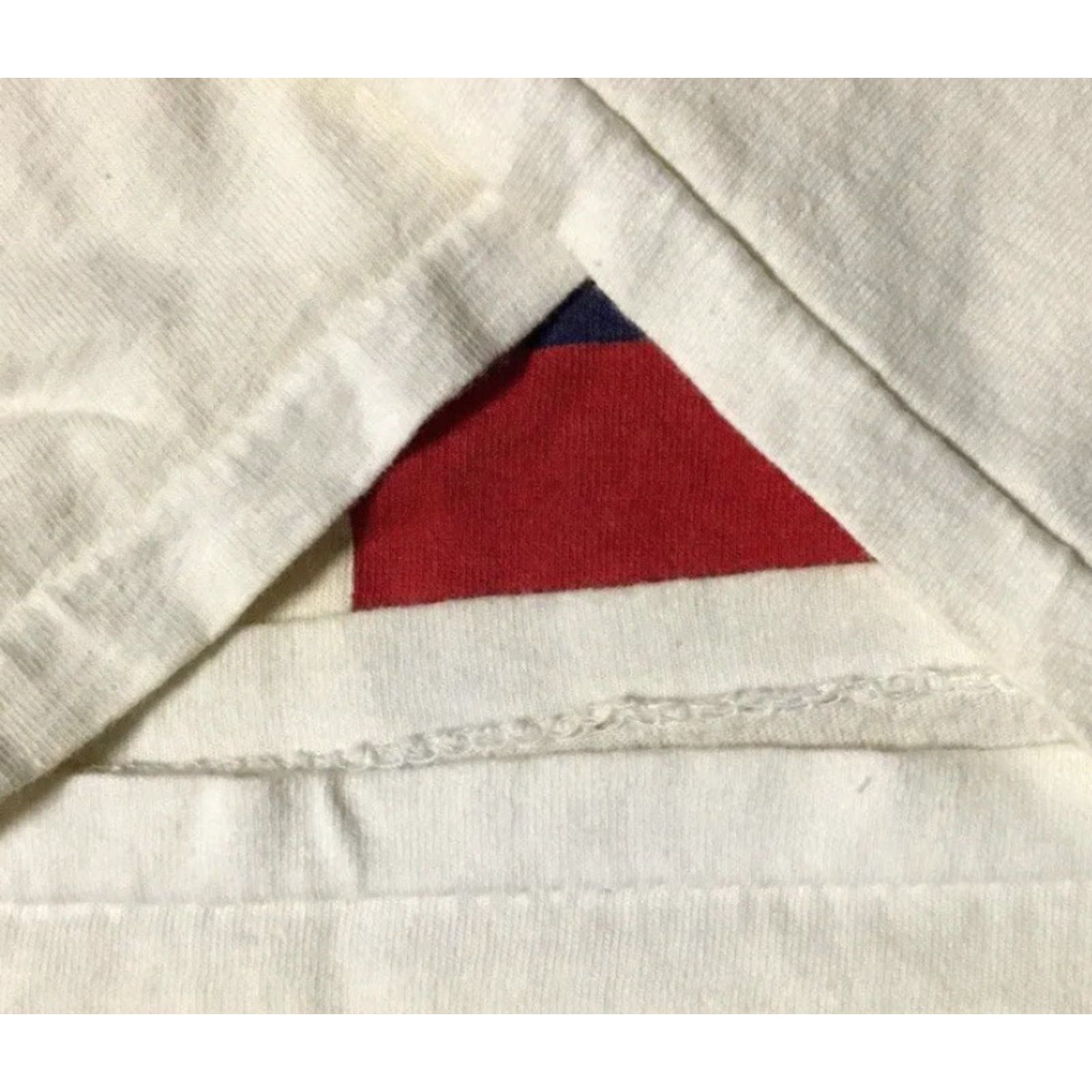 Vintage VINTAGE Beverly Hills 90210 Tommy Flag Shirt M L Boxy Grunge Surf White Sun Short Sleeve Mens T-Shirt Size US M / EU 48-50 / 2 - 4 Thumbnail