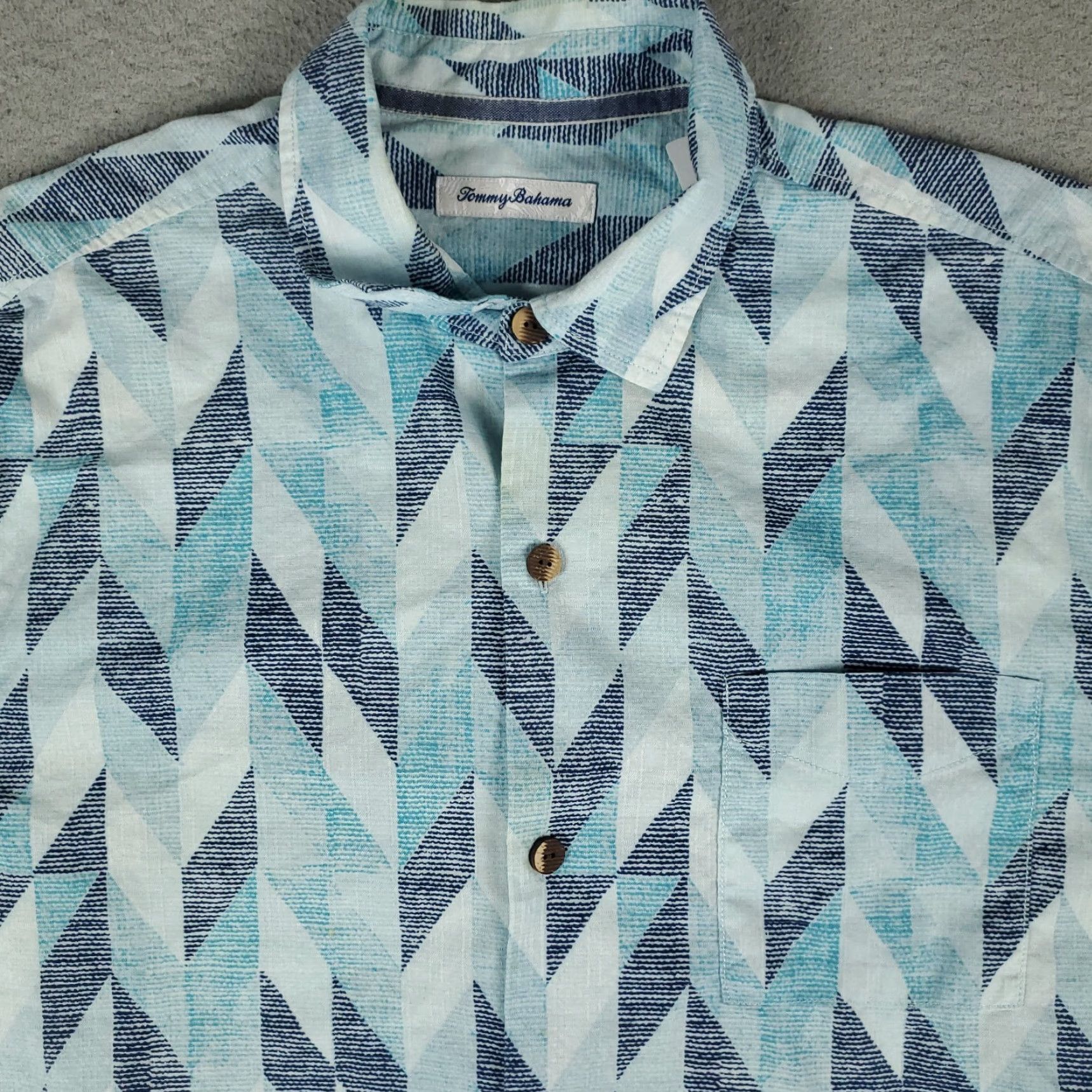 Tommy Bahama Tommy Bahama Blue Geometric Silk Blend Button-Up Shirt Mens Large Hawaiian Casual Size US L / EU 52-54 / 3 - 2 Thumbnail