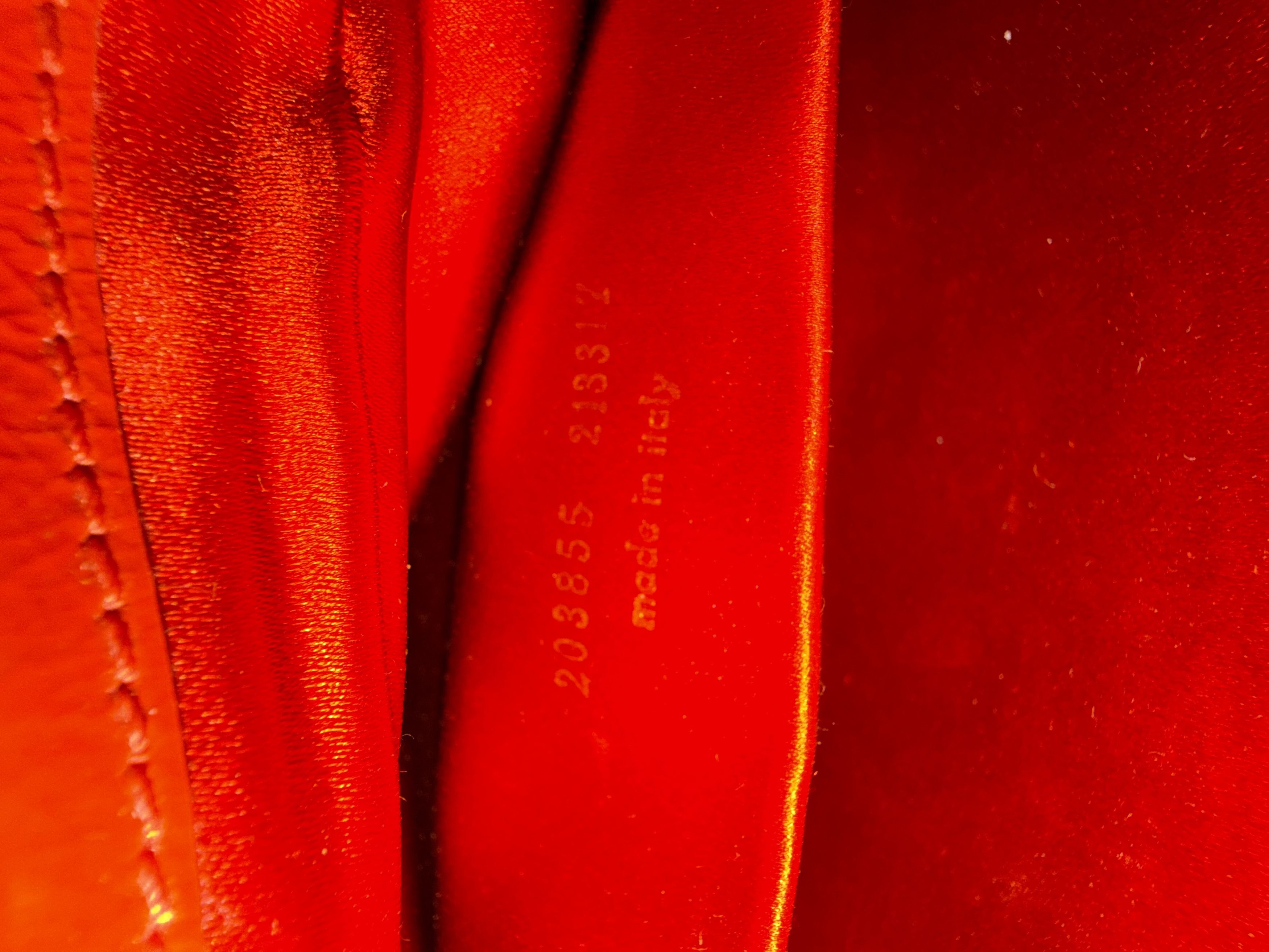 Yves Saint Laurent YVES SAINT LAURENT Dark Patent Leather Belle De Jour Clutch Size ONE SIZE - 7 Thumbnail