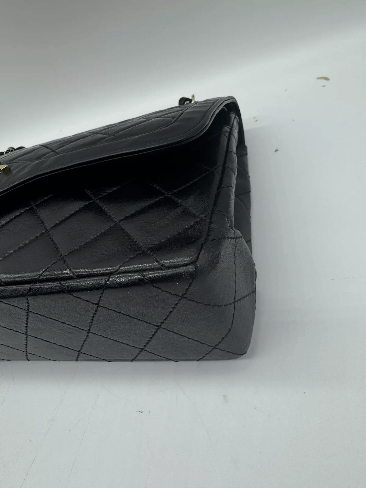 Chanel CHANEL MATRASSE Shoulder Bag Lambskin Paris Limited Edition Size ONE SIZE - 4 Thumbnail
