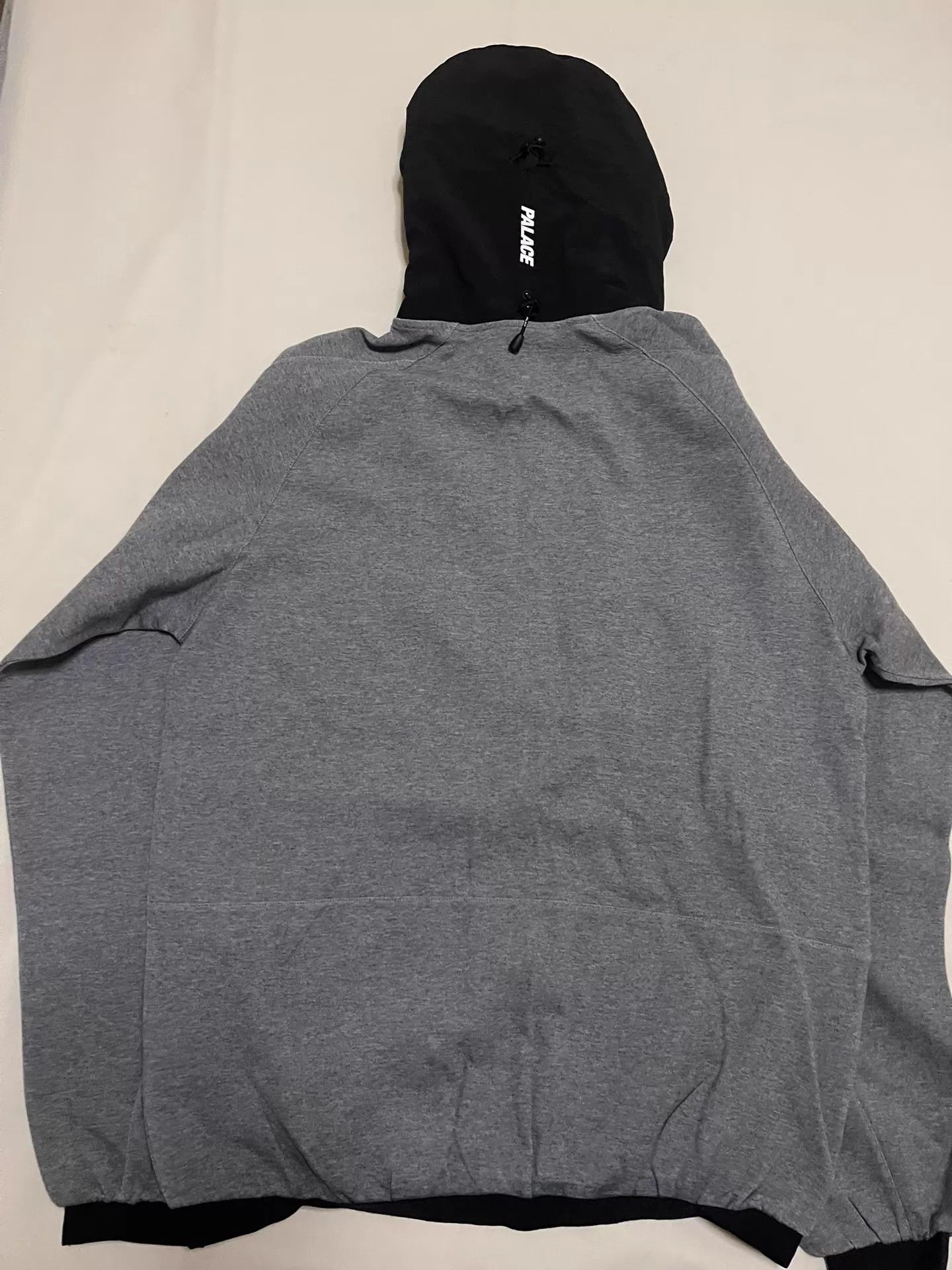 Palace Palace P Tech Black Gray Color Blocked Hoodie New XL Size US XL / EU 56 / 4 - 2 Thumbnail