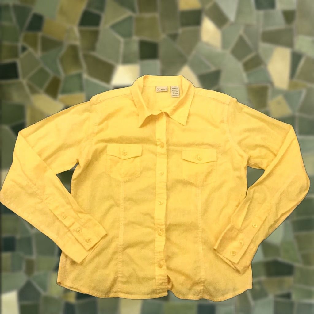Vintage L.L. Bean Women's Button-Up Shirt Medium Yellow Long Sleeve Semi-Sheer V-Neck Casual Blouse Size M / US 6-8 / IT 42-44 - 1 Thumbnail