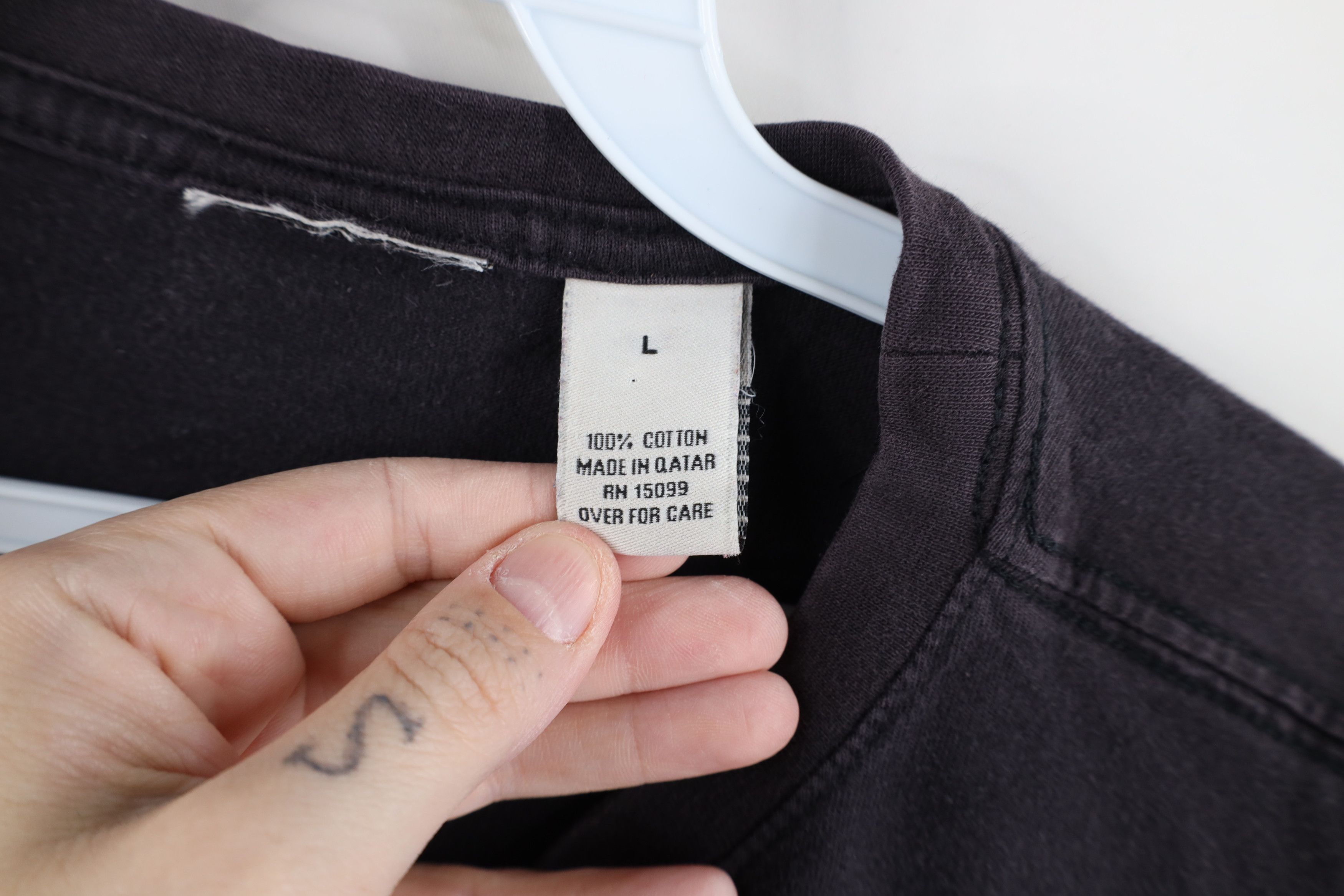 Vintage Vintage 90s Streetwear Blank Cotton Pocket T-Shirt Black Size US L / EU 52-54 / 3 - 8 Thumbnail