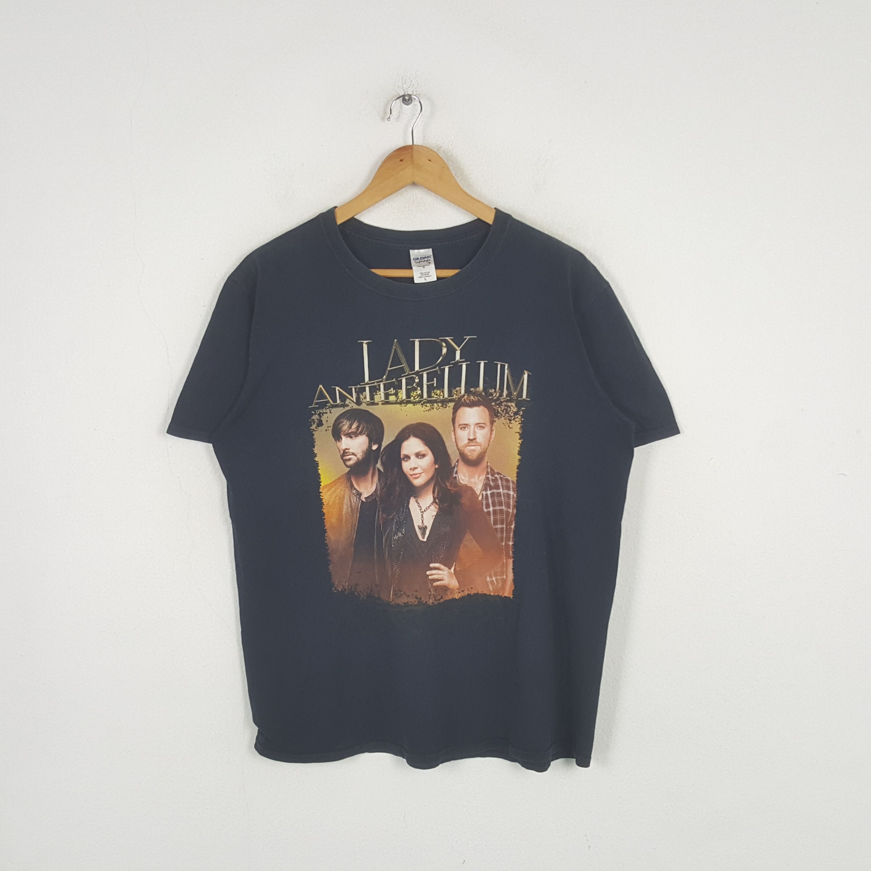 Band Tees Vintage Lady Antebellum US Country Music Group Tshirt 31 Size US L / EU 52-54 / 3 - 1 Thumbnail