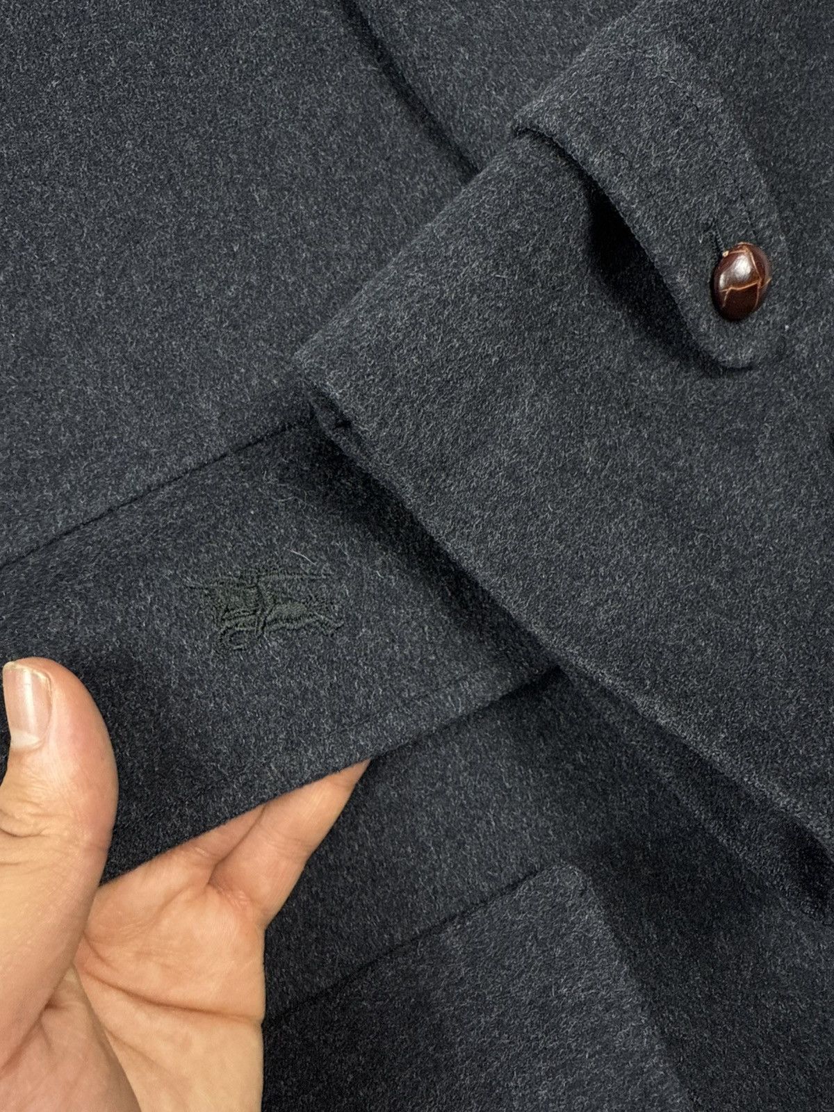 Burberry Burberry heavy coat black & grey Size US M / EU 48-50 / 2 - 9 Thumbnail