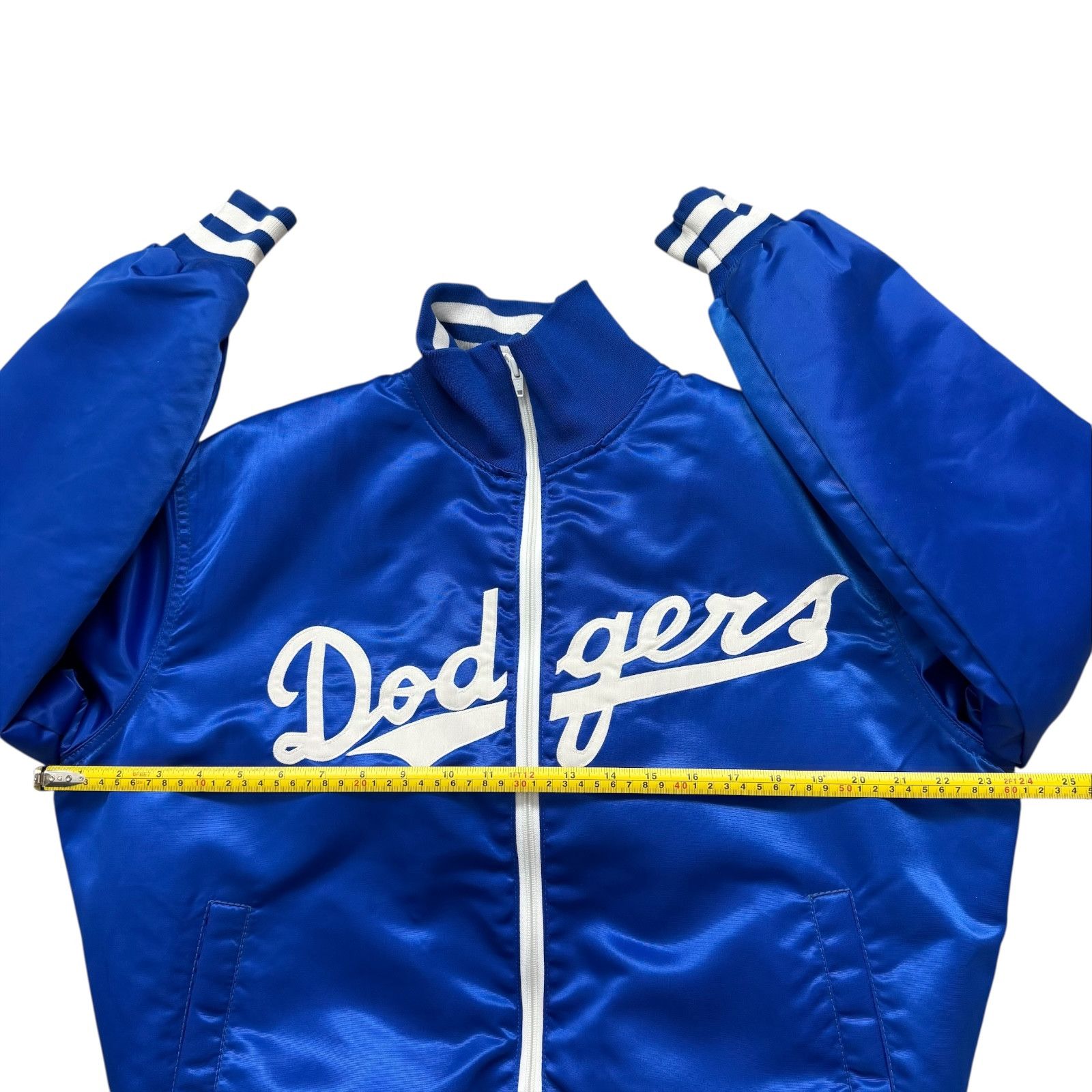 MLB VTG LA DODGERS LICENSED SATIN JACKET DUGOUT SHERPA LINED Size US M / EU 48-50 / 2 - 14 Thumbnail