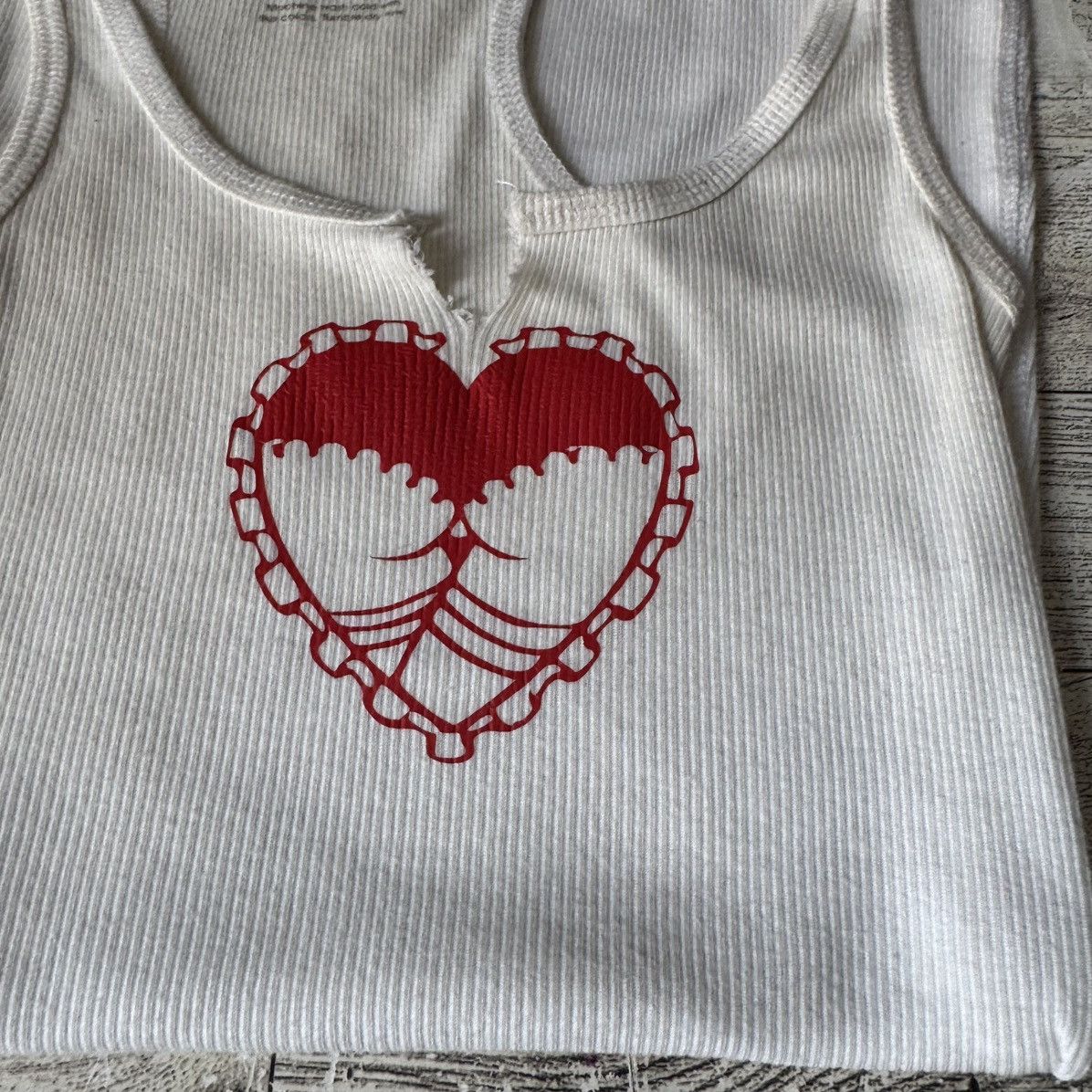 Vintage Retro, Ribbed, Racerback Heart Graphic Tank Top Size S / US 4 / IT 40 - 5 Thumbnail
