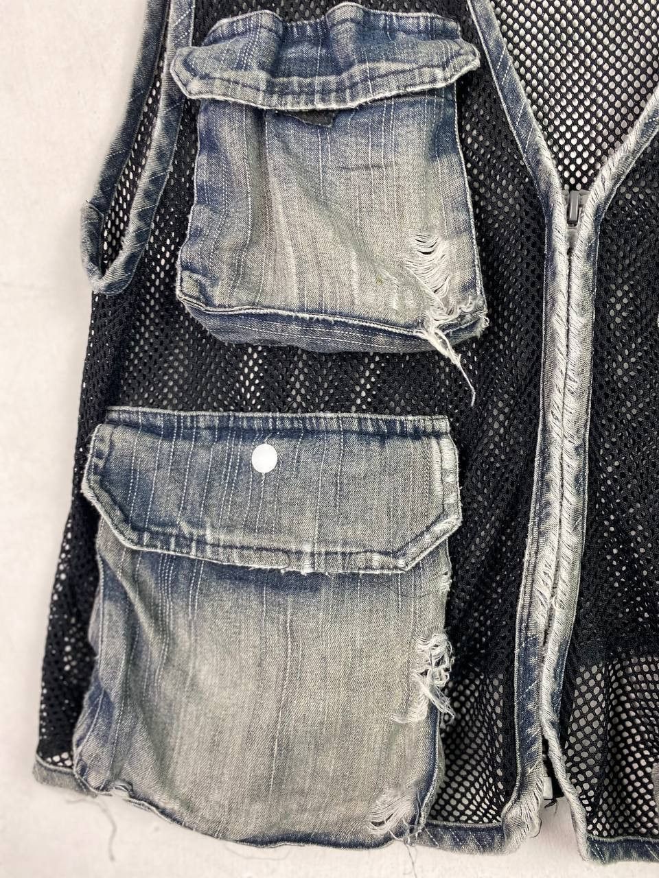 Japanese Brand japanese brands netting vest distressed nice design Size US M / EU 48-50 / 2 - 2 Thumbnail