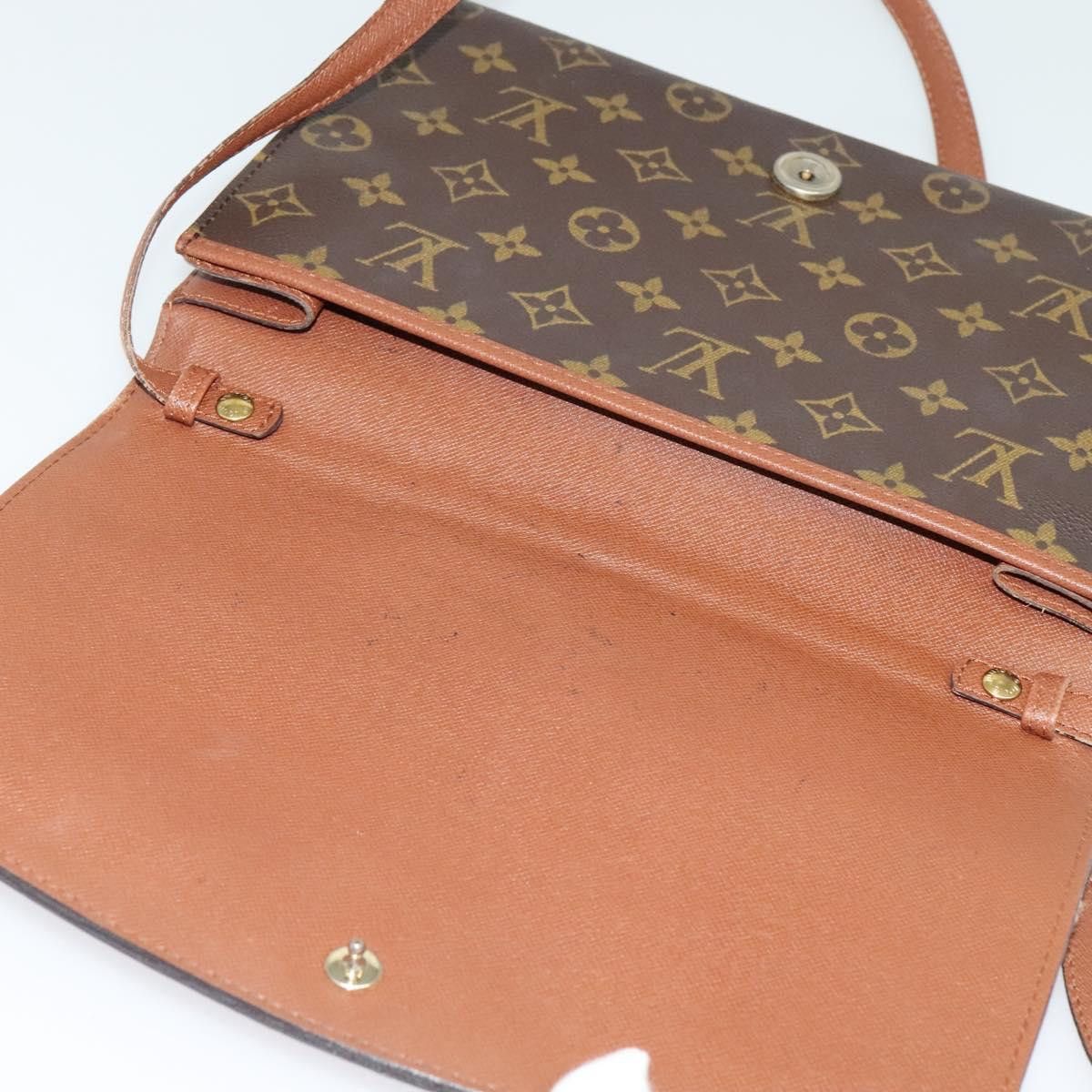 Louis Vuitton LOUIS VUITTON Monogram Bordeaux 27 Shoulder Bag M51797 Size ONE SIZE - 9 Thumbnail