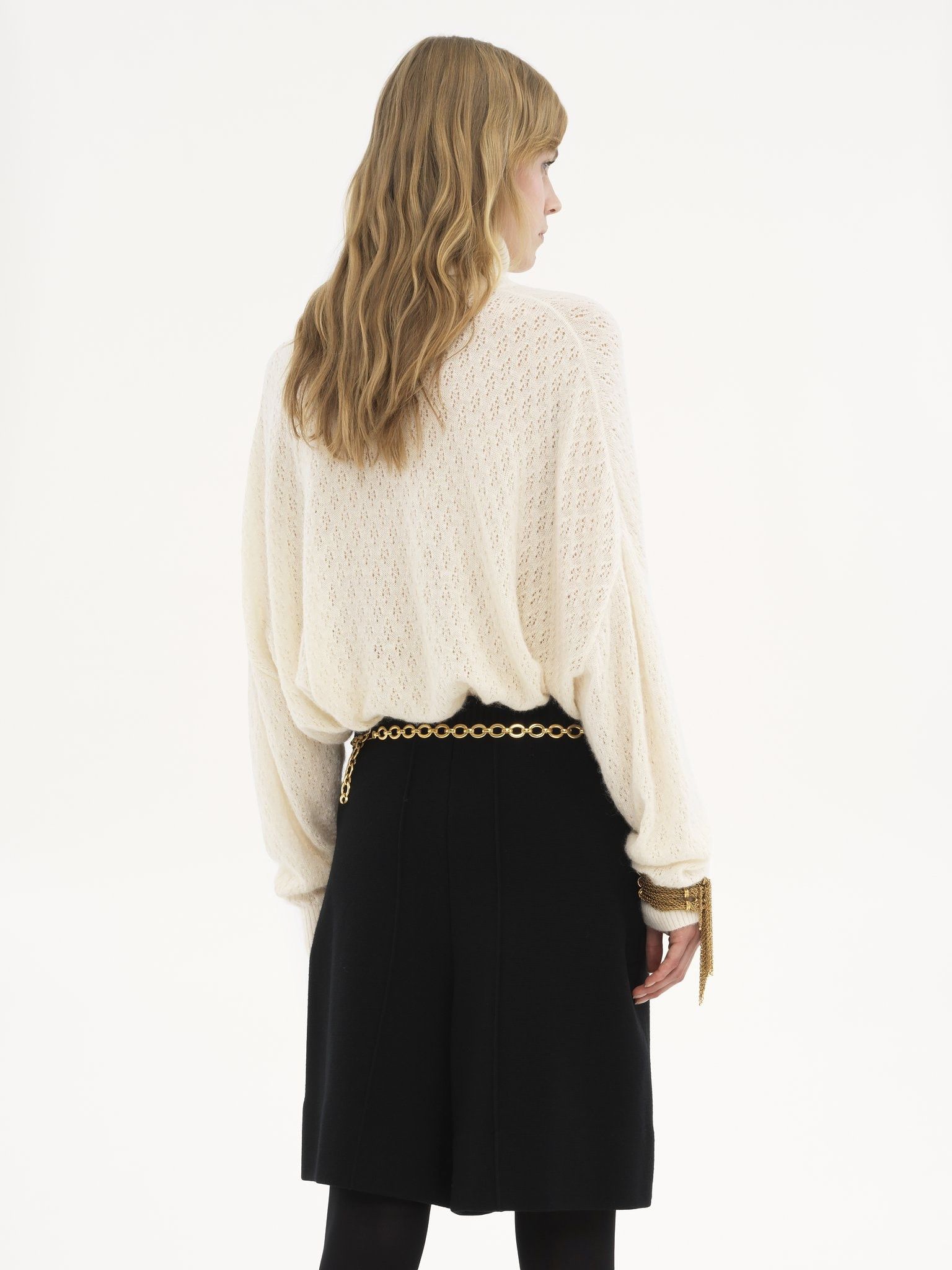Chloe o1loc1c11125 Generous Turtleneck Sweater in Iconic Milk Size M / US 6-8 / IT 42-44 - 4 Thumbnail