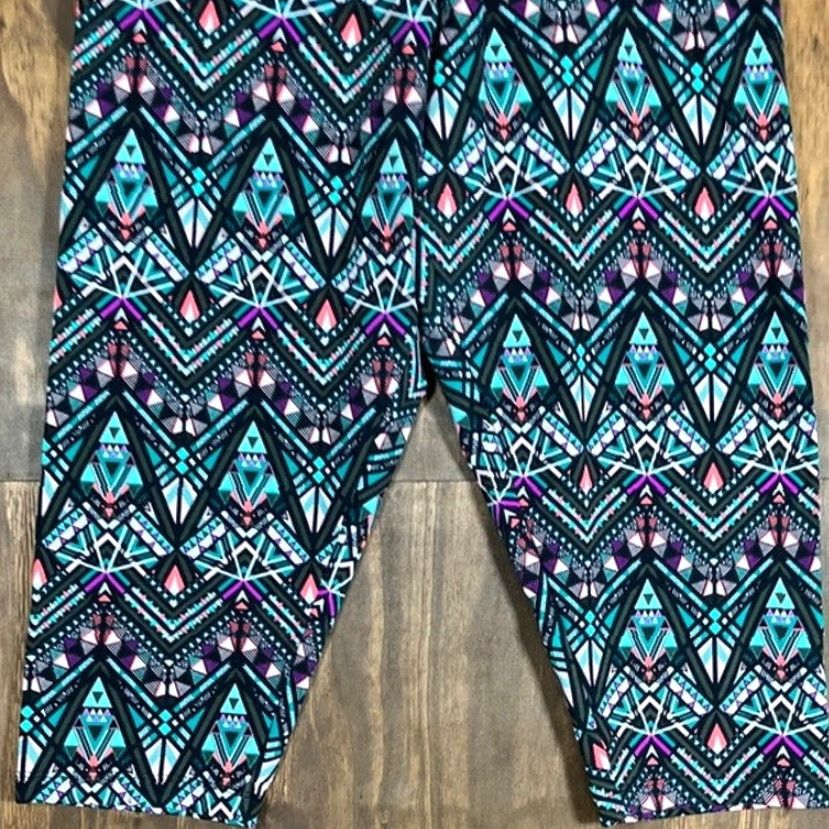 Vintage VINTAGE PINK Victoria's Secret Womens Leggings Black Geometric Ultimate Large Waist 28 In Capri Athletic Yoga Casual Lounge Mens? Size 28" / US 6 / IT 42 - 3 Thumbnail