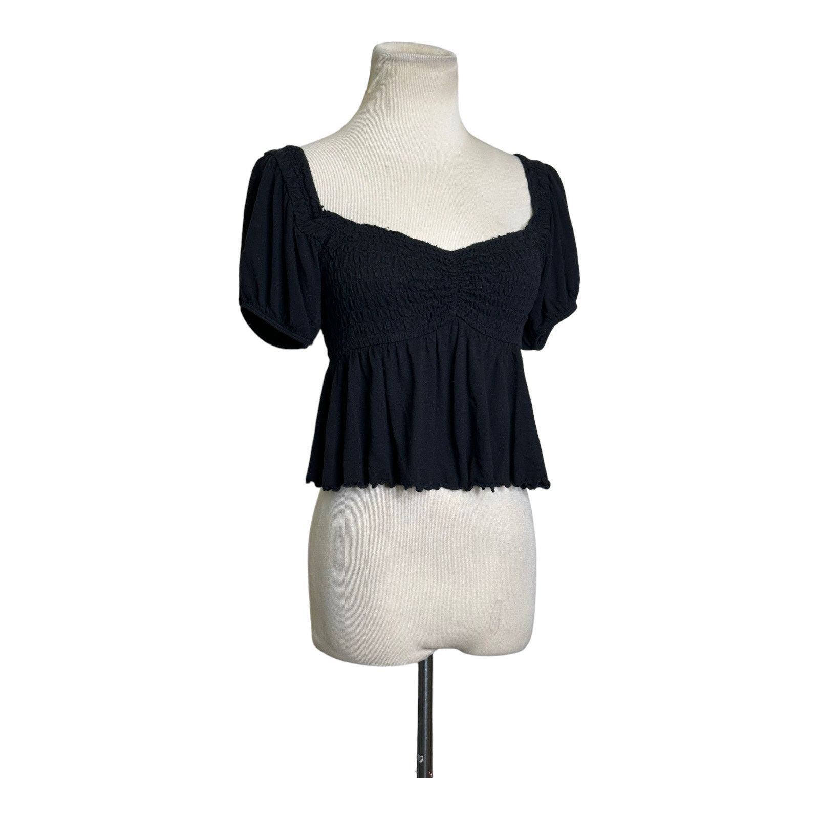 Urban Outfitters Urban Outfitters Cropped Short Sleeves Top size Small Size S / US 4 / IT 40 - 12 Thumbnail