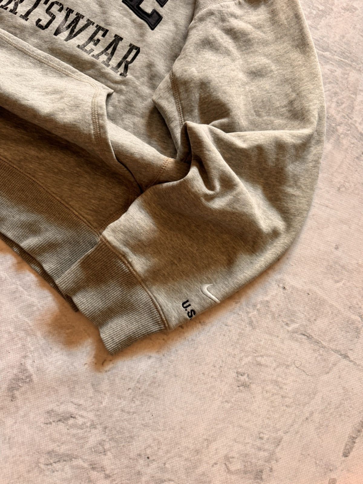 Nike × Vintage NIKE VINTAGE CENTER LOGO OVERSIZE BOXY HOODIE Size US L / EU 52-54 / 3 - 4 Thumbnail
