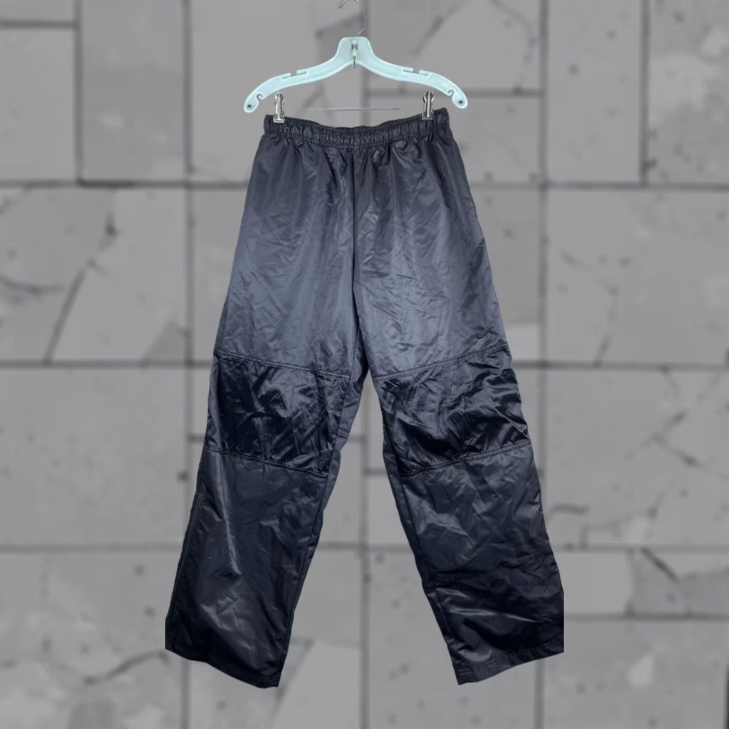 Nike VINTAGE Nike Pants Mens M Black Windbreaker Track Nylon Joggers 90s Size US 31 - 1 Thumbnail