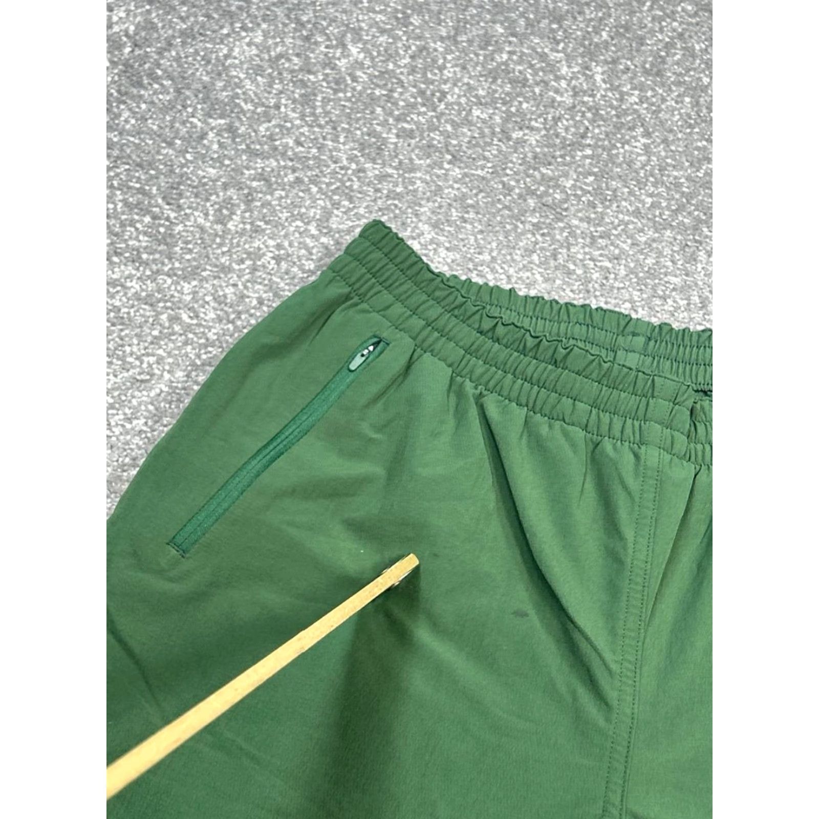 Outdoor Voices Outdoor Voices Pants Mens S Green Jogger Regular Straight Leg Mid Rise Drawstring Size US 29 - 3 Thumbnail