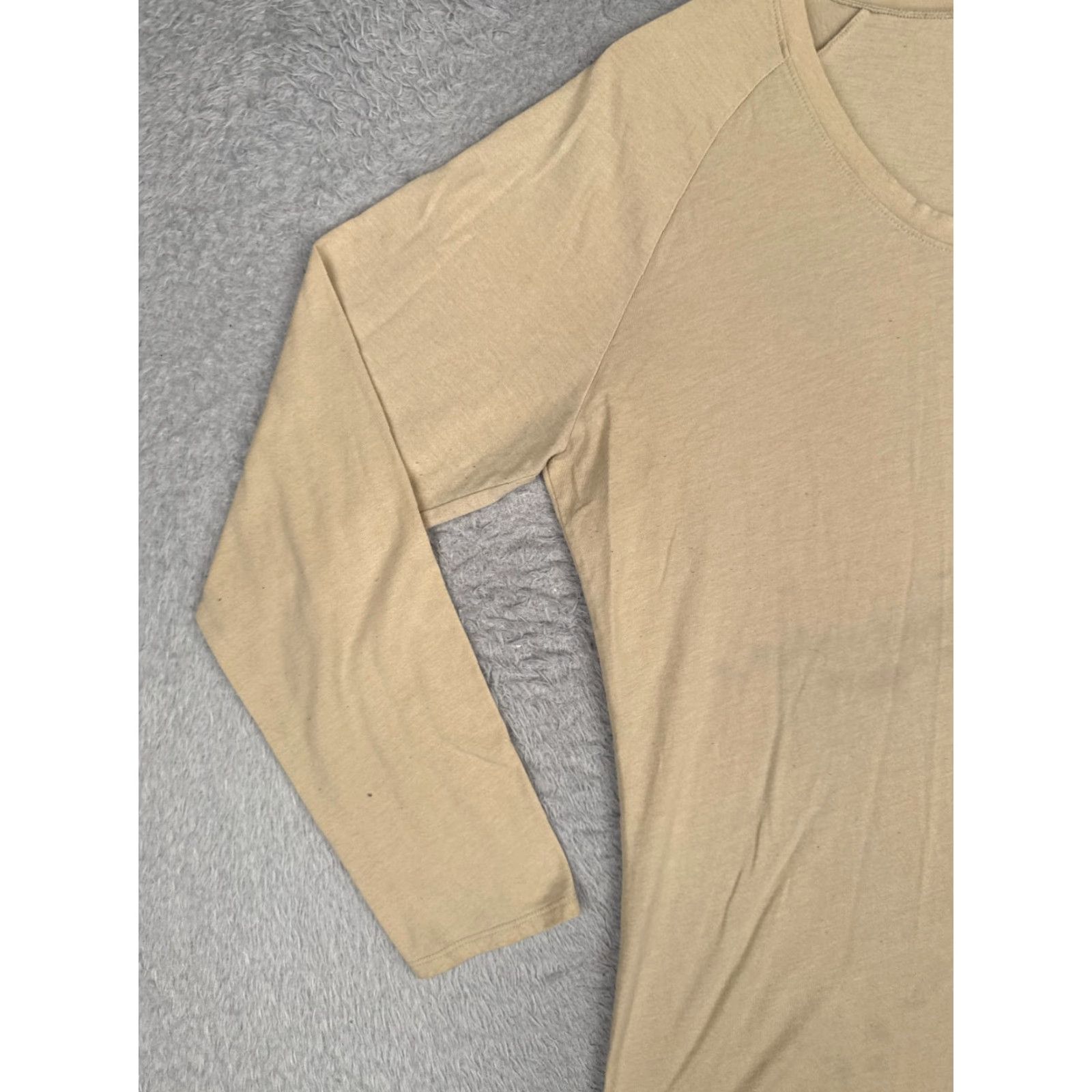 Carhartt Carhartt Shirt Women XL Beige Long Sleeve 100% Cotton Crew Neck Casual Shirt Women XL Beige Long Sleeve 100% Cotton Carhartt Crewneck Size XL / US 12-14 / IT 48-50 - 3 Thumbnail