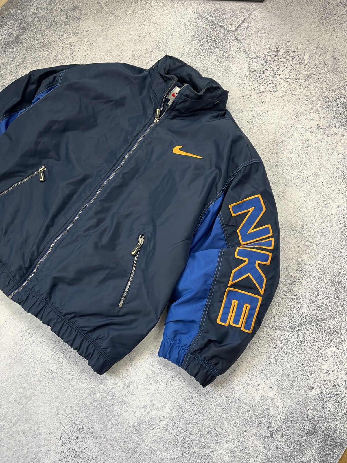 Nike Vintage 90’s Nike Retro Big Swoosh Logo Jacket Rare Y2k Size US M / EU 48-50 / 2 - 6 Thumbnail