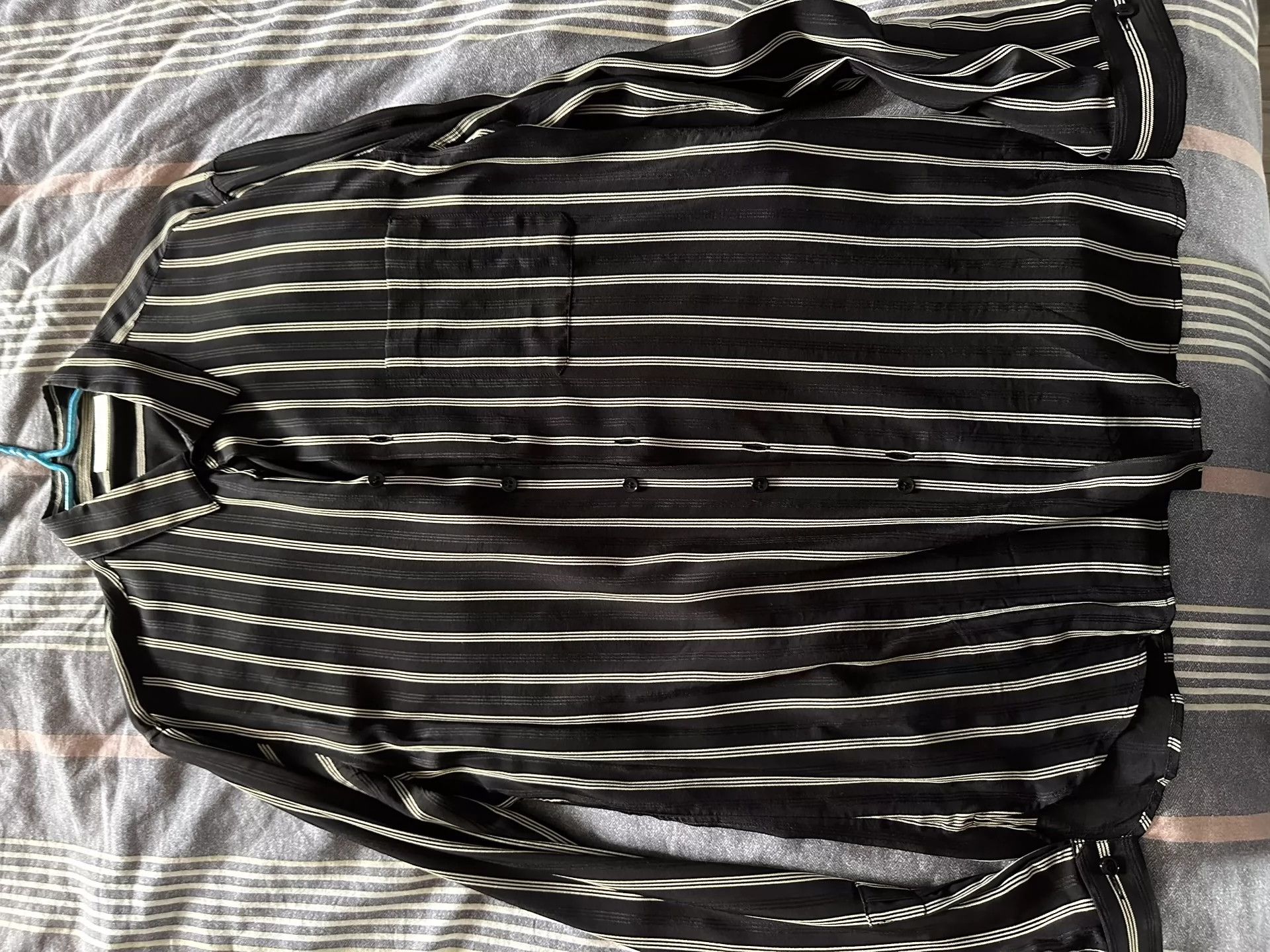 Saint Laurent Paris Saint Laurent Paris silk shirts Size US S / EU 44-46 / 1 - 1 Thumbnail