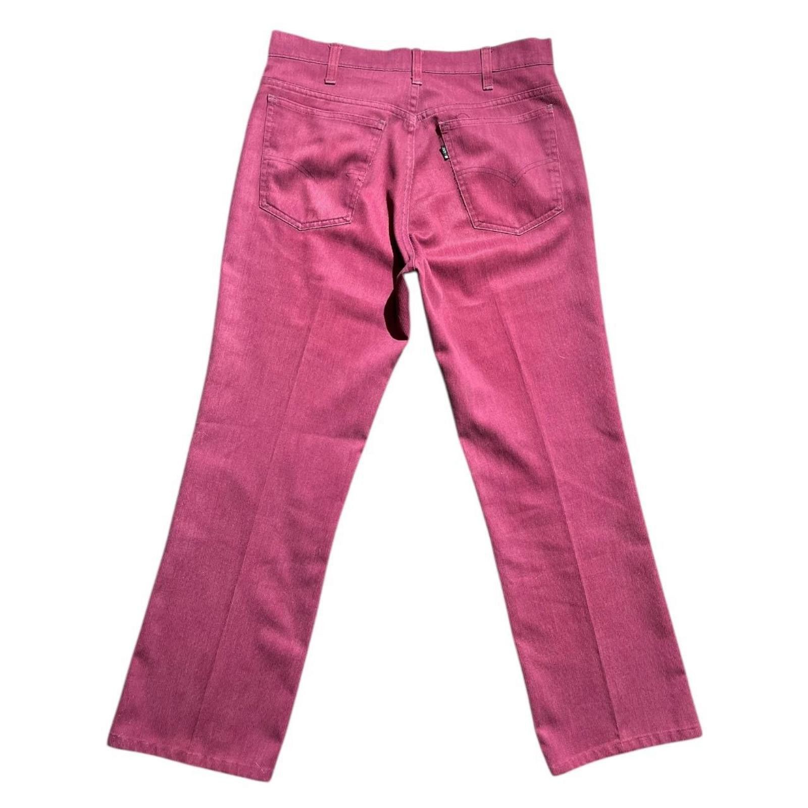Levi's VTG 70s Levis Sta Prest 646 Big E Pants Burgundy corduroy Size US 32 / EU 48 - 2 Thumbnail