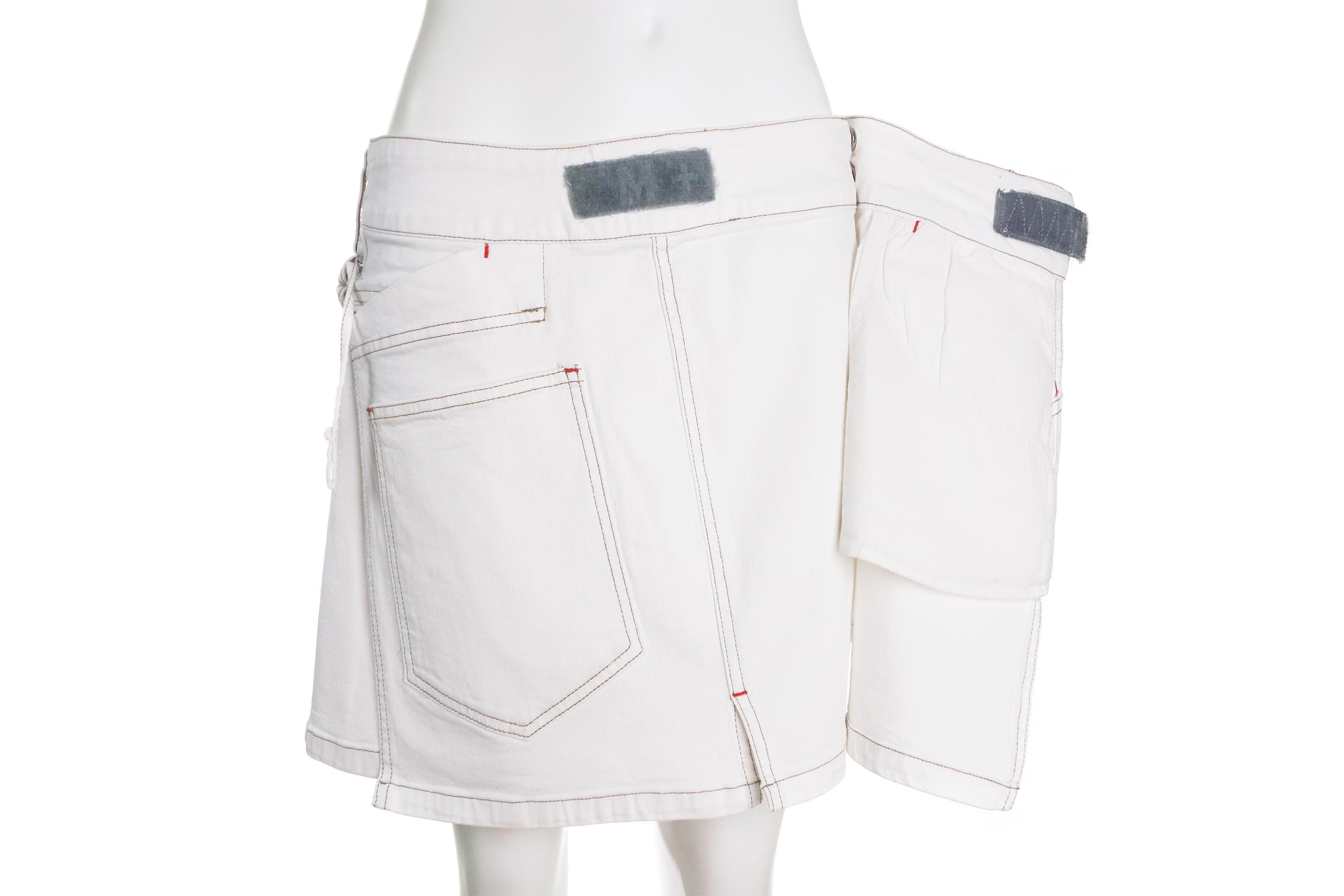 Marithe + Francois Girbaud Marithe Francois Girbaud Wrap Skirt Print Logo Asymmetric Size 28" / US 6 / IT 42 - 4 Thumbnail