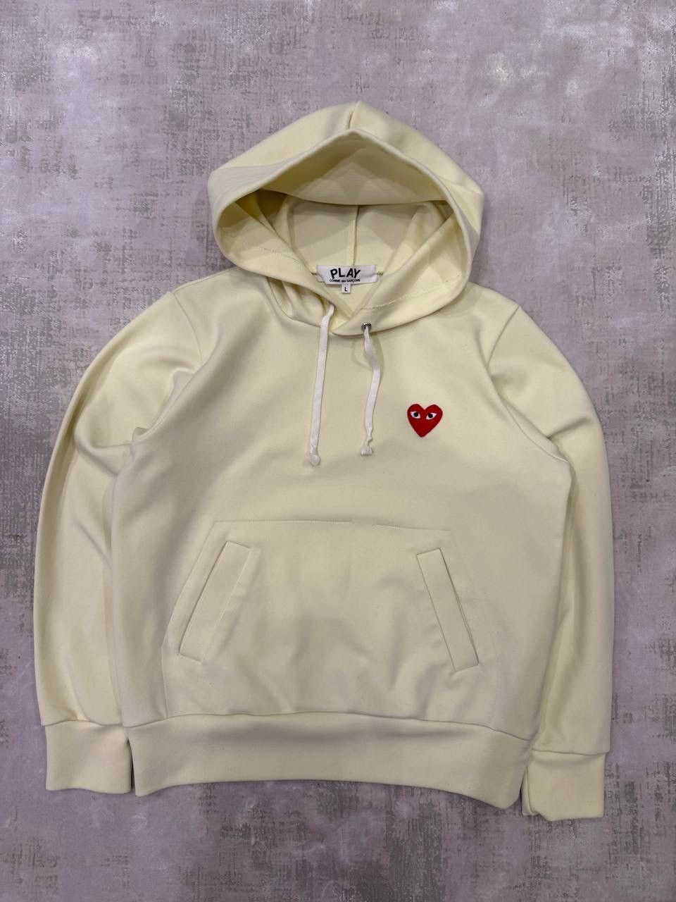 Comme des Garcons PLAY Play Comme des garcons hoodie hearts logo Size US L / EU 52-54 / 3 - 1 Thumbnail