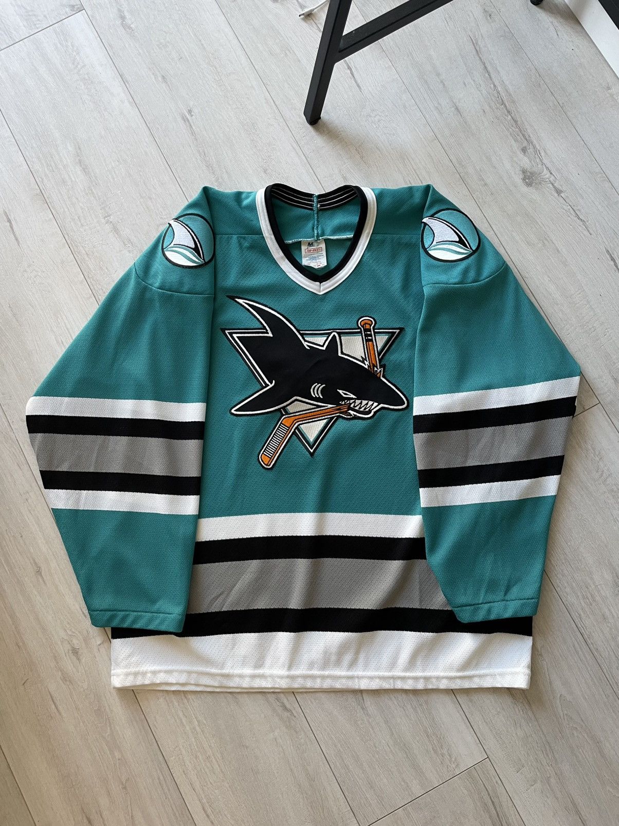 NHL Vintage 90's CCM San Jose Sharks NHL Hockey Jersey RARE Size US M / EU 48-50 / 2 - 1 Thumbnail