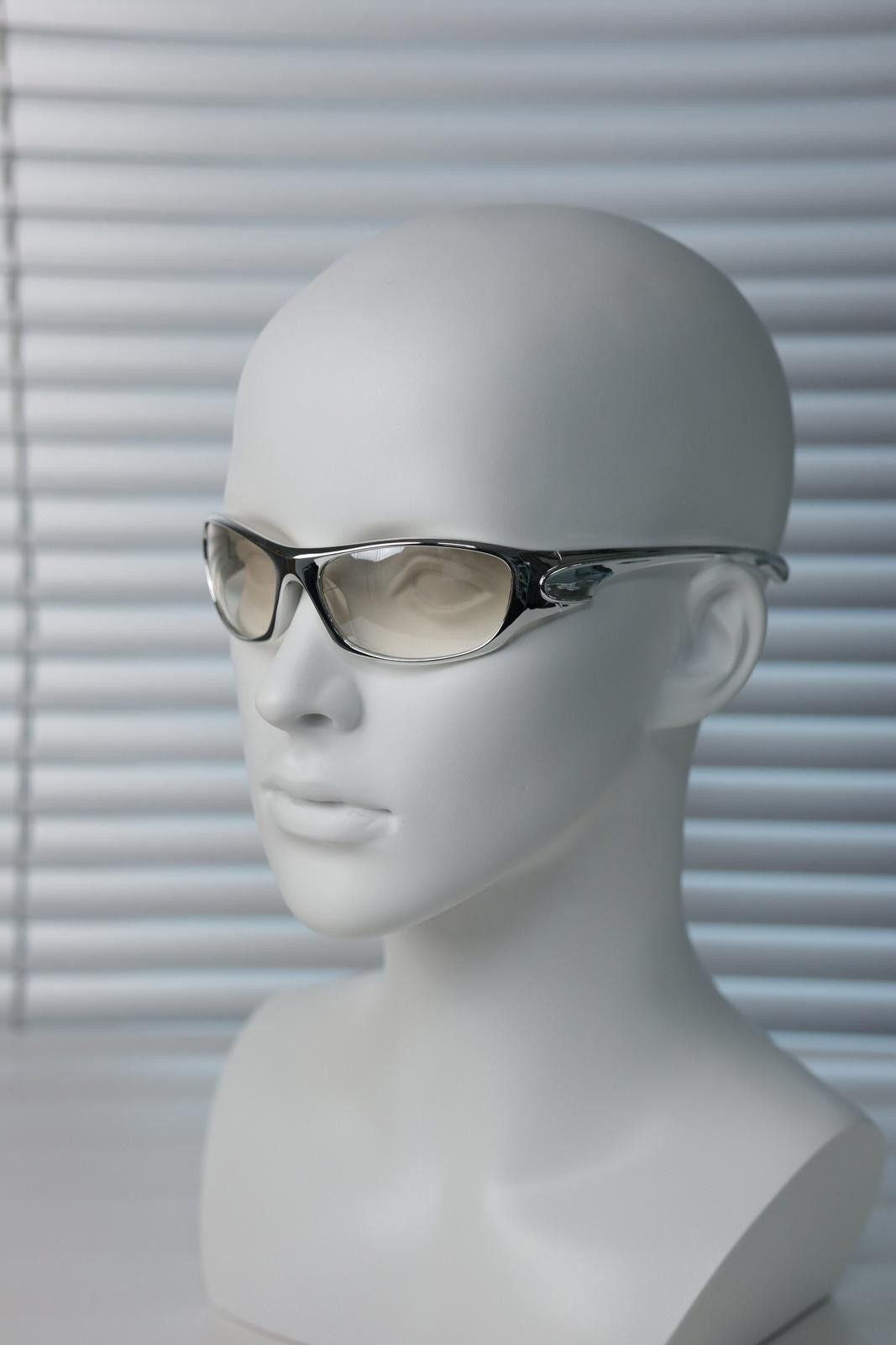Japanese Brand Y2k Vtg Avant Garde Futuristic Sunglasses Silver OS Unisex Size ONE SIZE - 2 Thumbnail