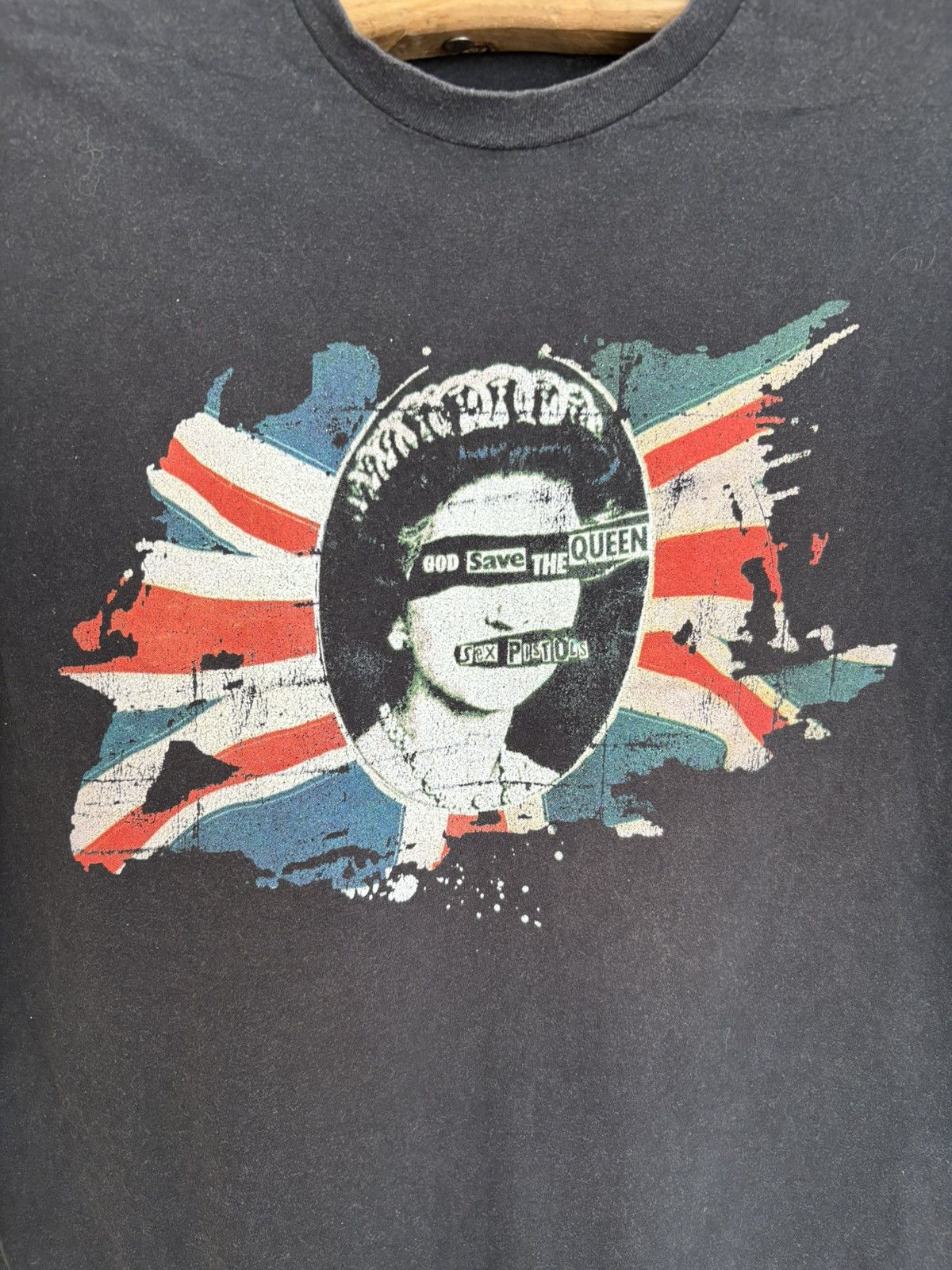 Band Tees Vintage Sex Pistols Y2K Rock Band tee 90's Size US L / EU 52-54 / 3 - 2 Thumbnail