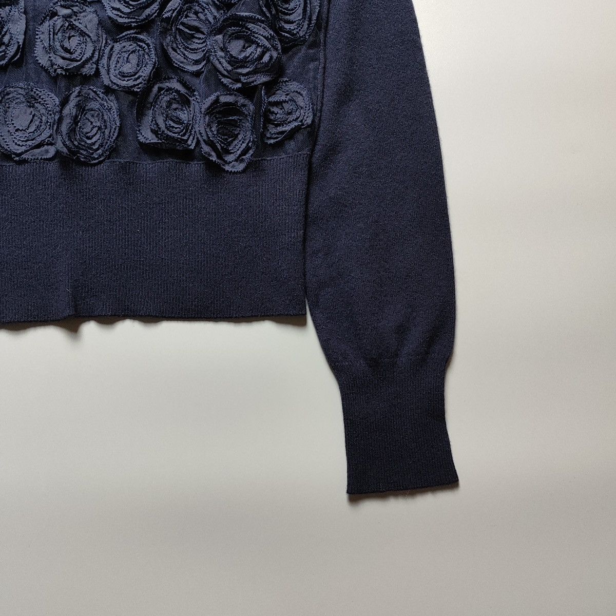 Valentino Valentino - Front See through patches flower - Sweater Size S / US 4 / IT 40 - 6 Thumbnail