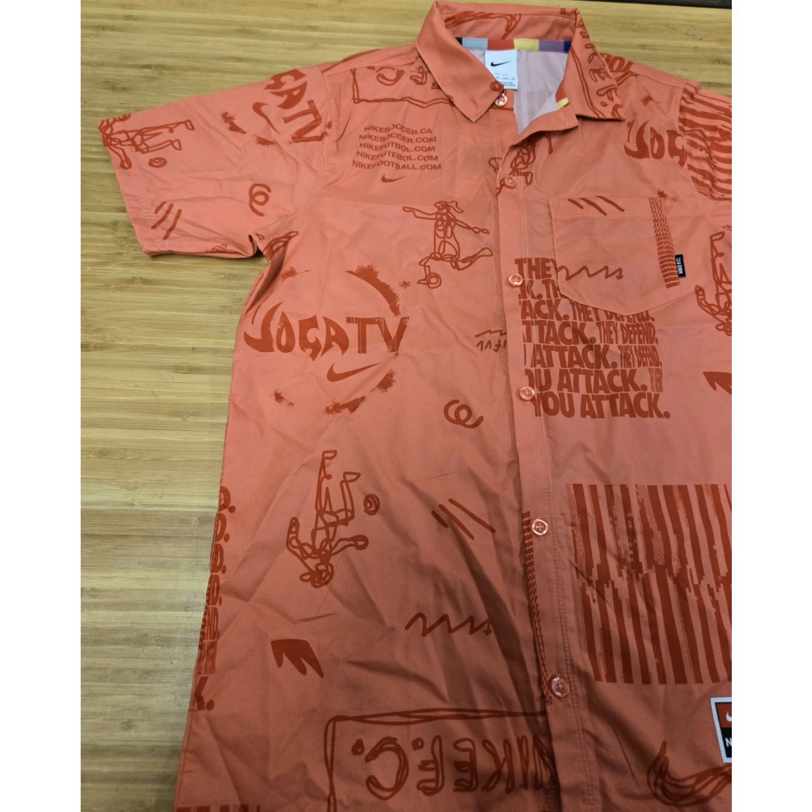 Nike Nike Joga TV Shirt Mens XS Orange Dri-Fit Button Up Soccer Patch Print Size US XS / EU 42 / 0 - 3 Thumbnail
