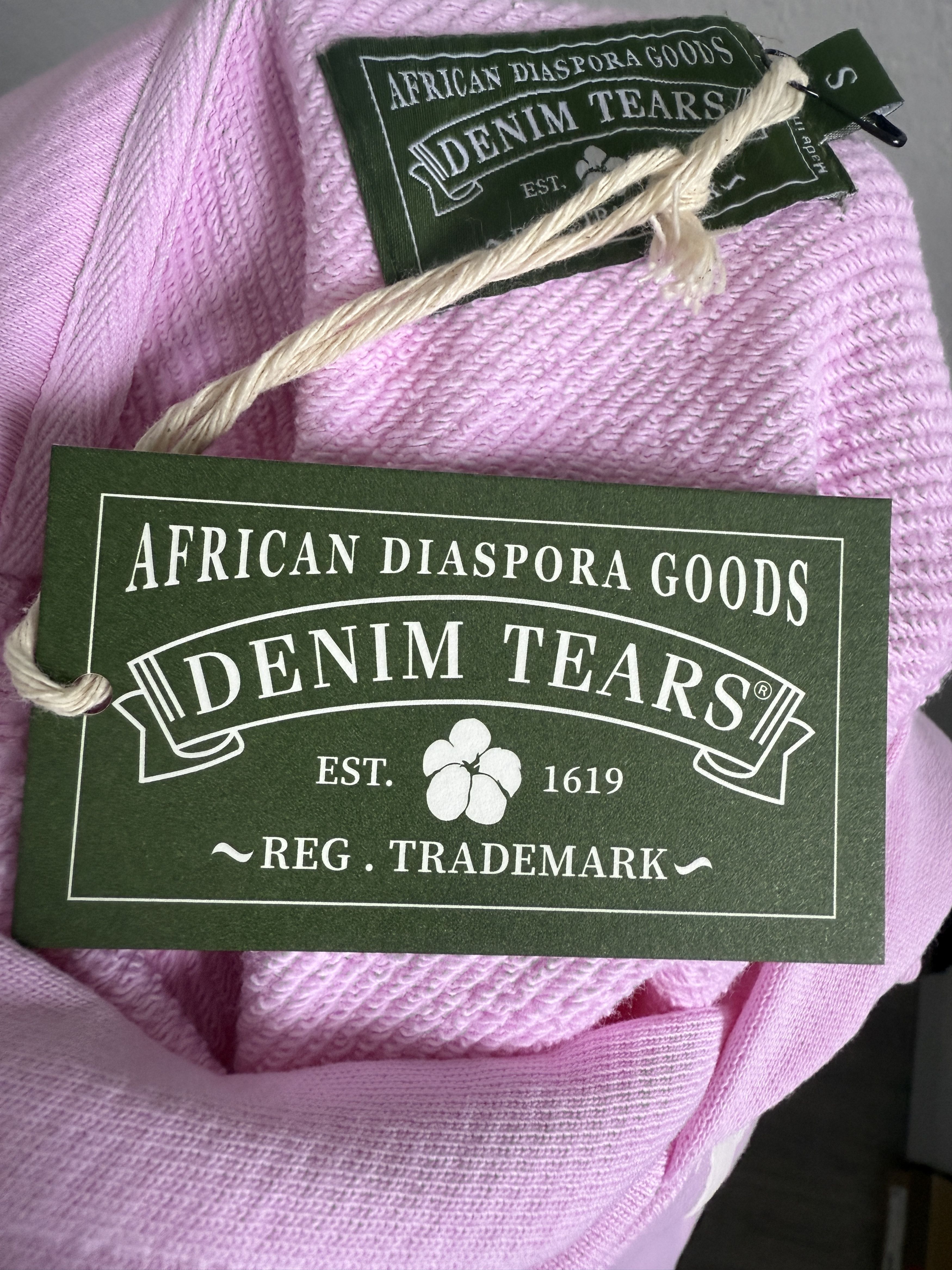 DENIM TEARS Denim Tears Power Pink Hoodie Size S Size US S / EU 44-46 / 1 - 9 Thumbnail